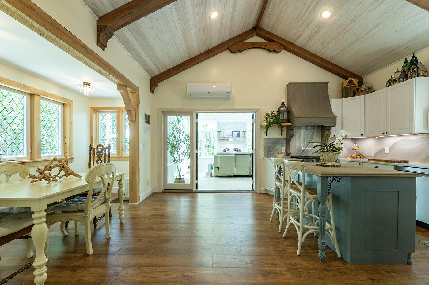 6 Seaport Drive