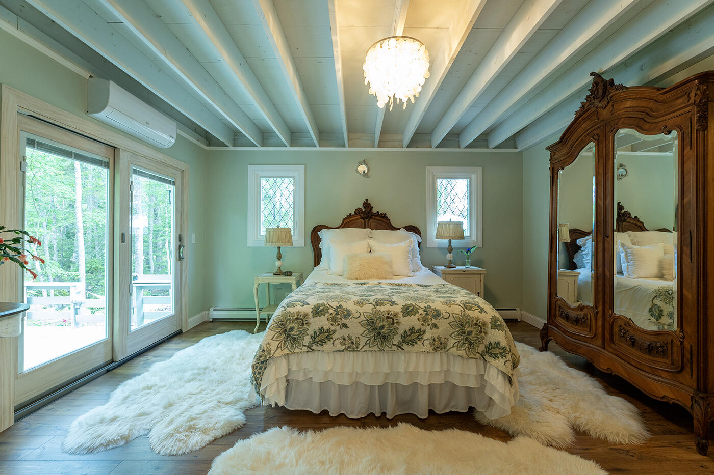 6 Seaport Drive