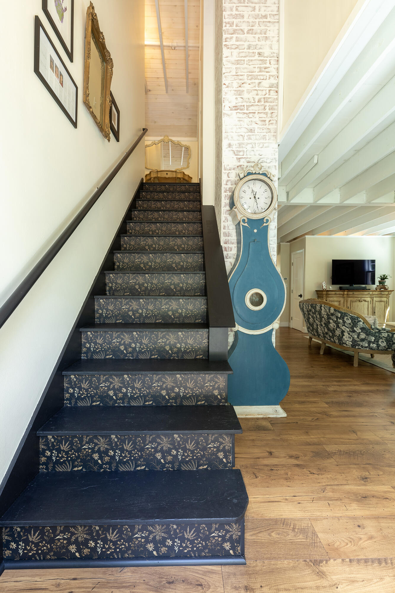 6 Seaport Drive