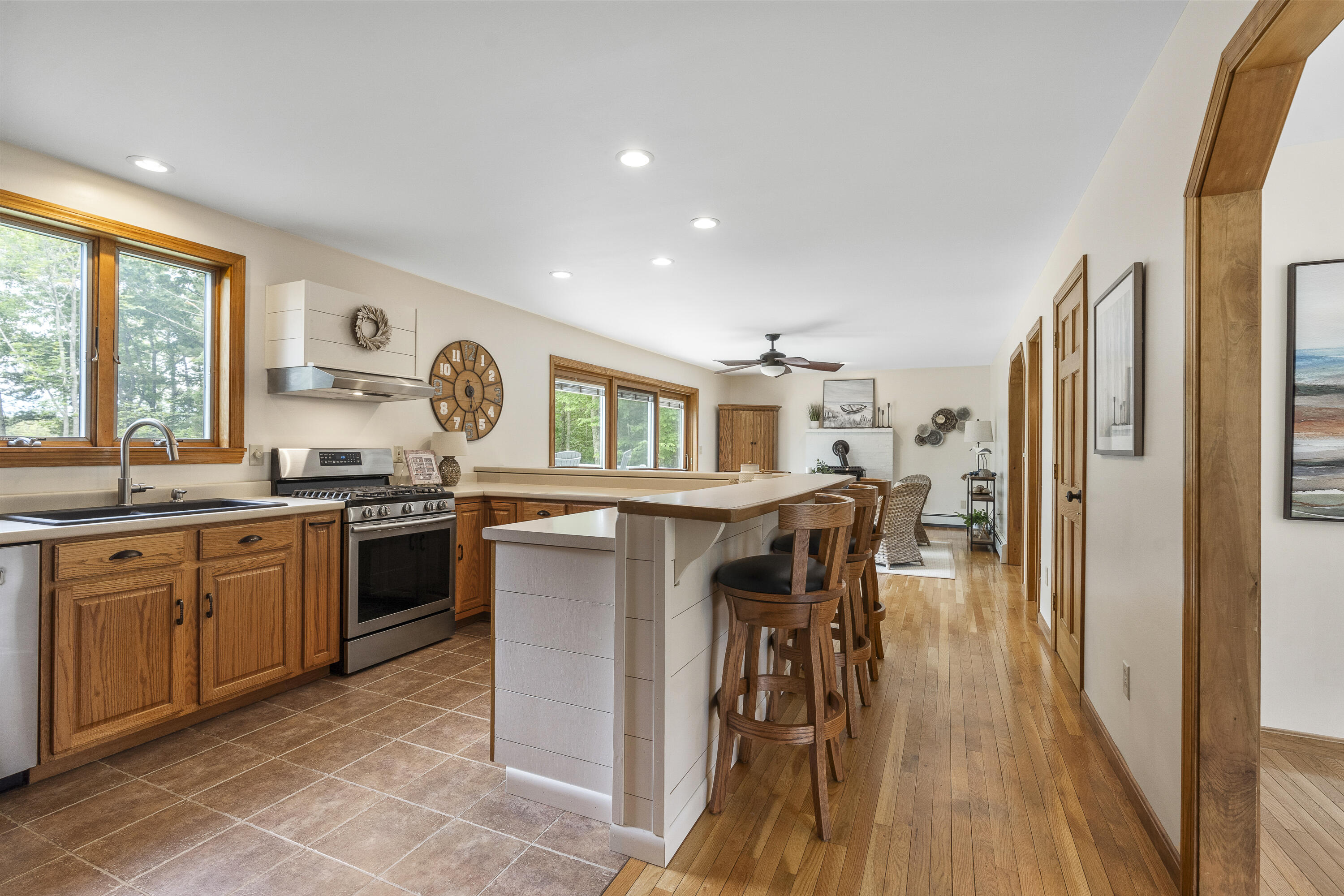 7 Leeward Cove Road