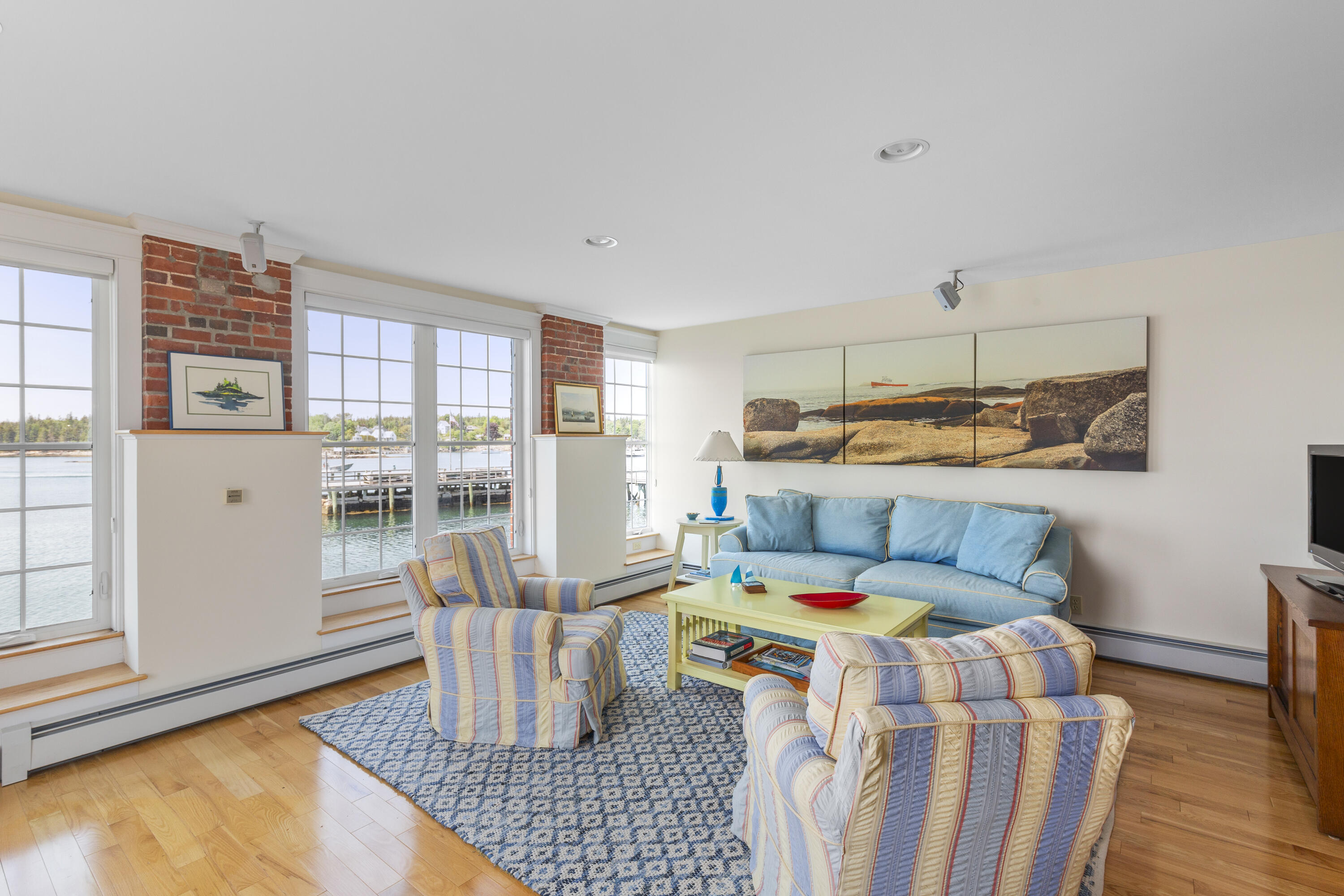 5A Granville Road, 1