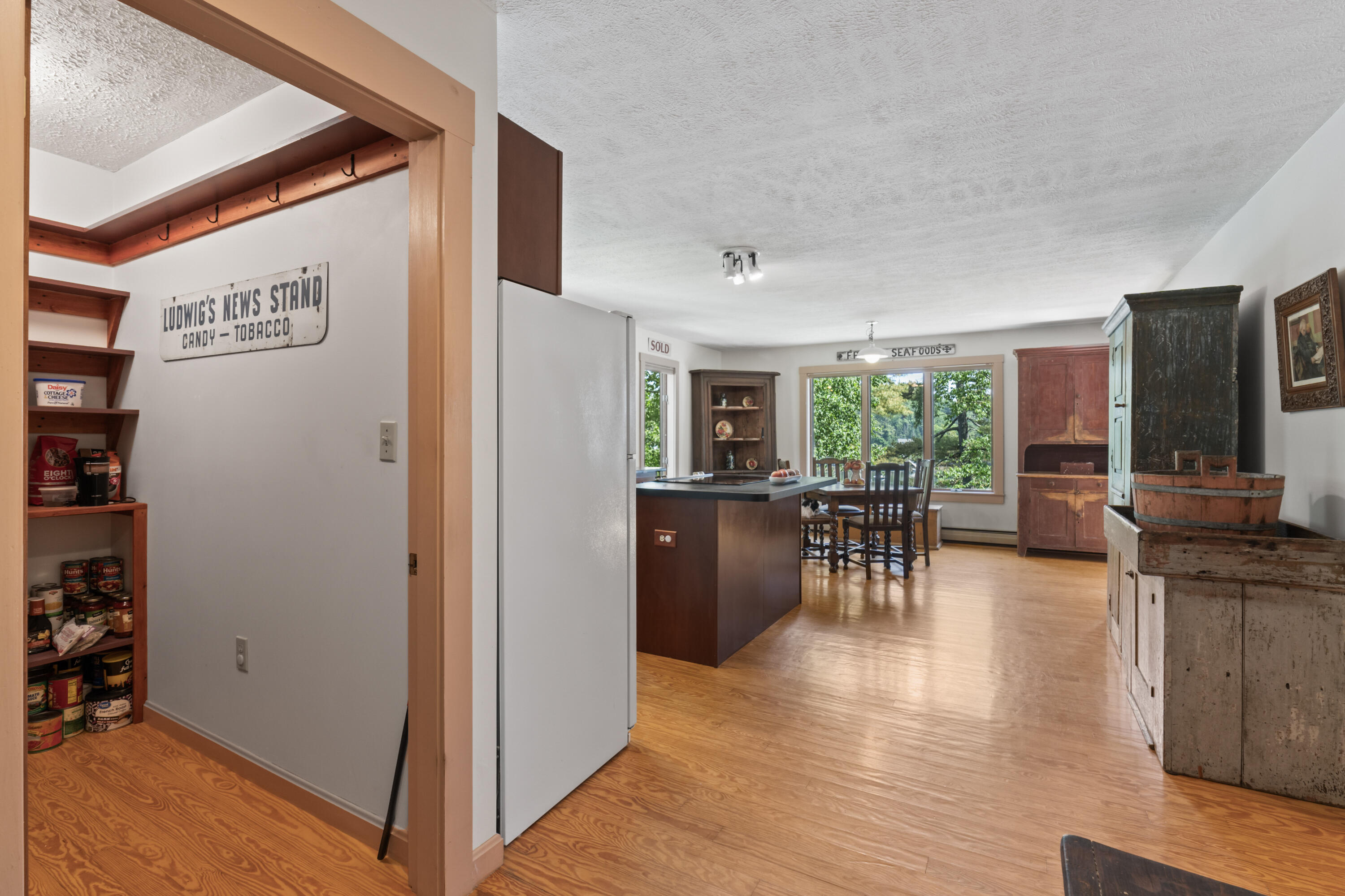 440 Mountain Road