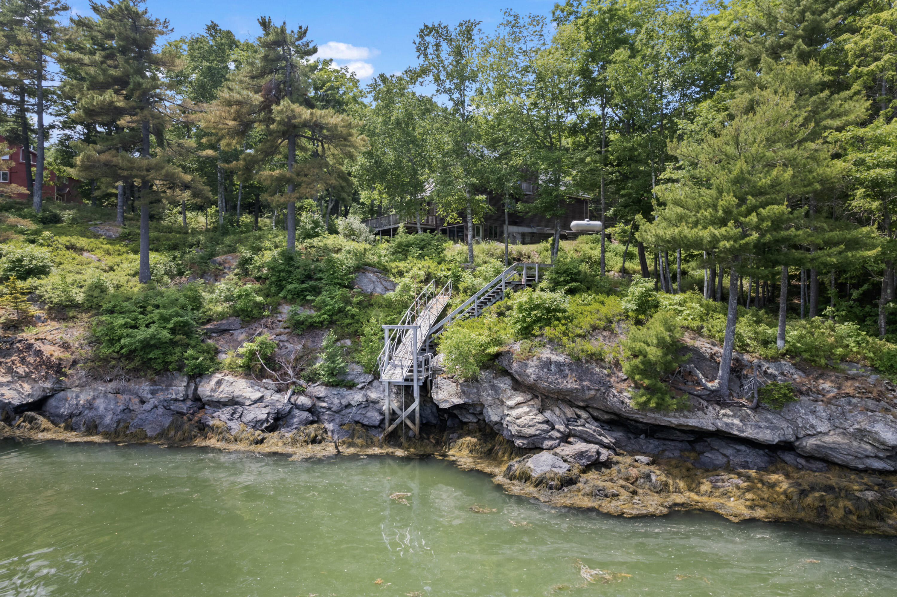 440 Mountain Road