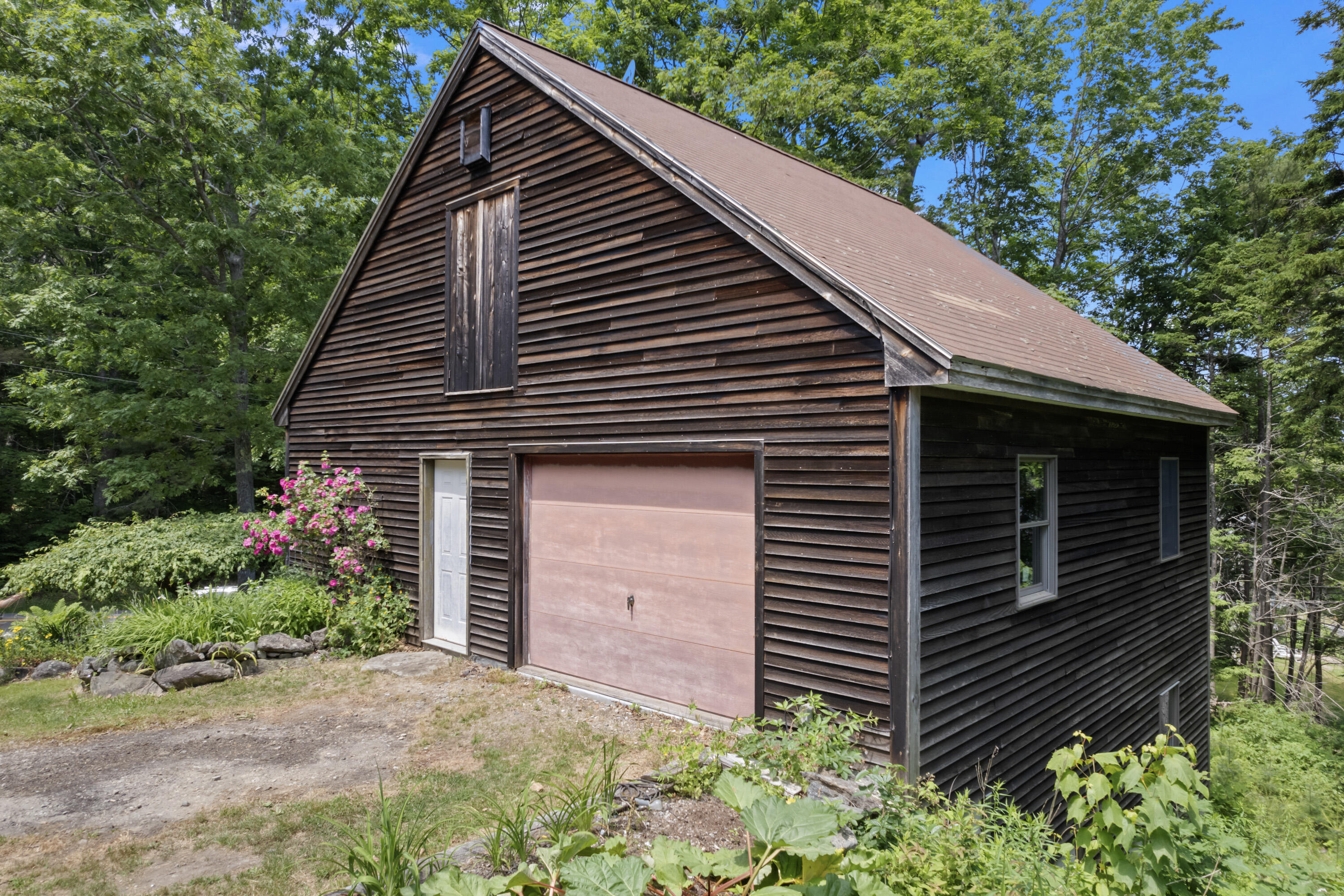 440 Mountain Road