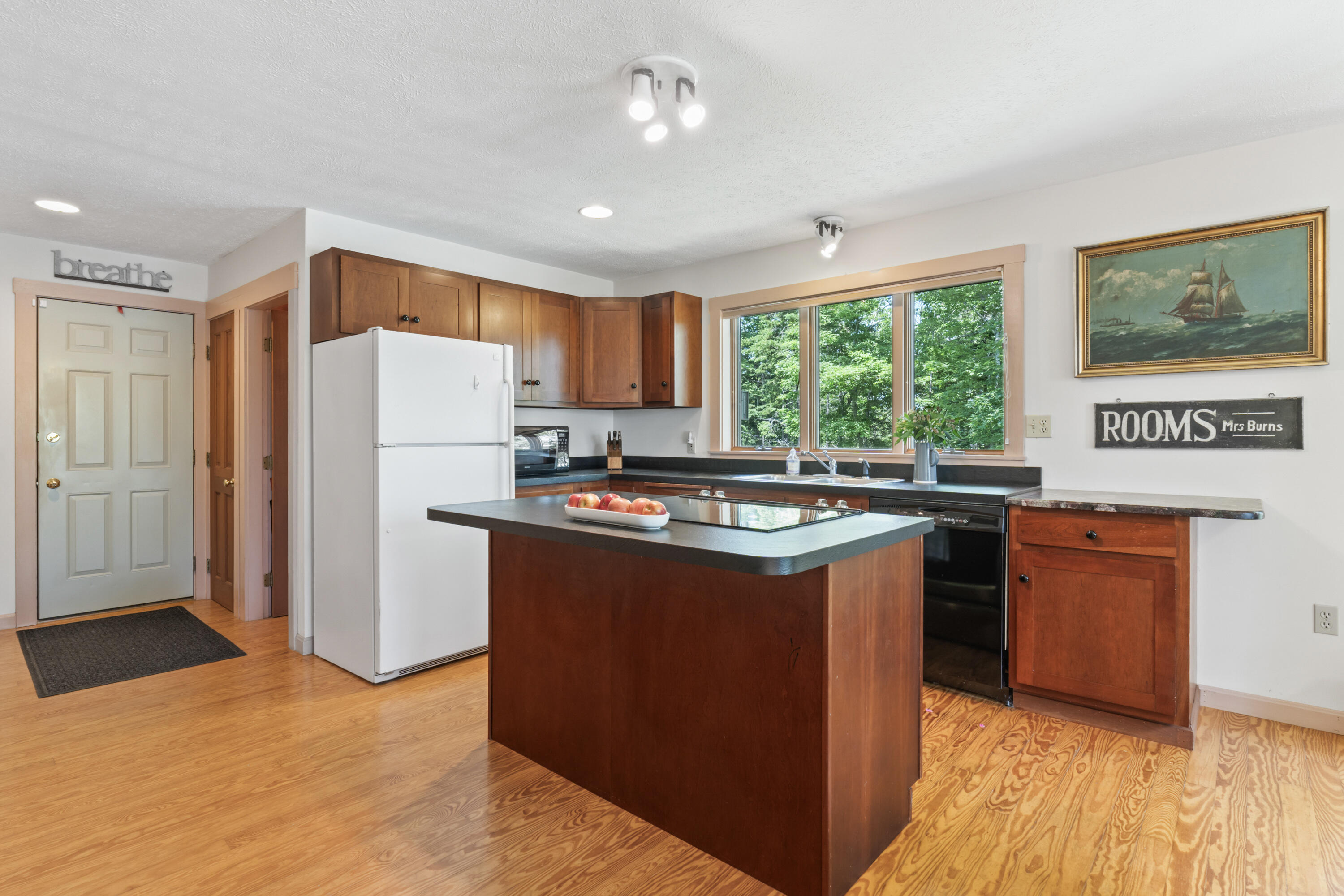 440 Mountain Road