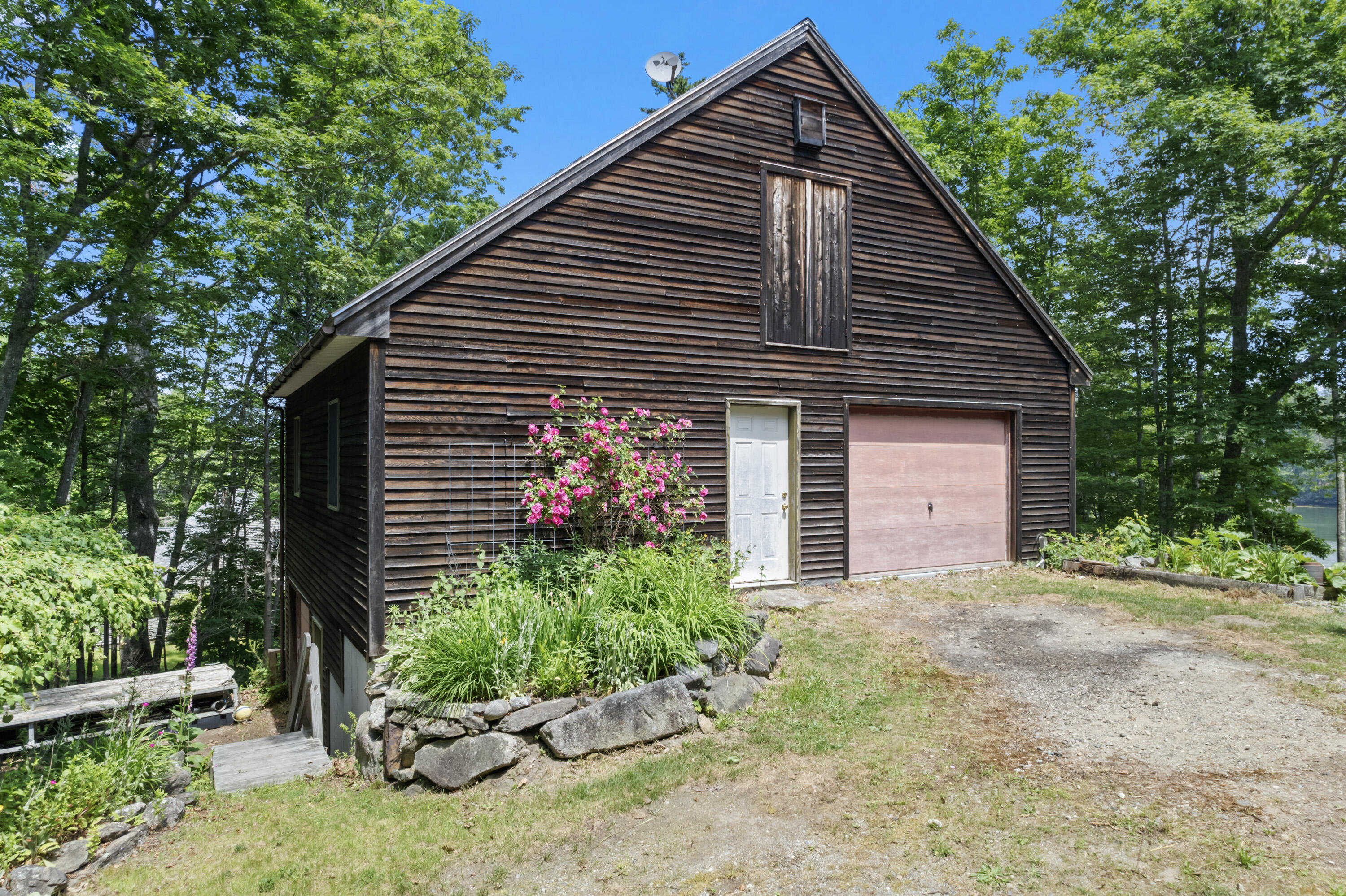 440 Mountain Road