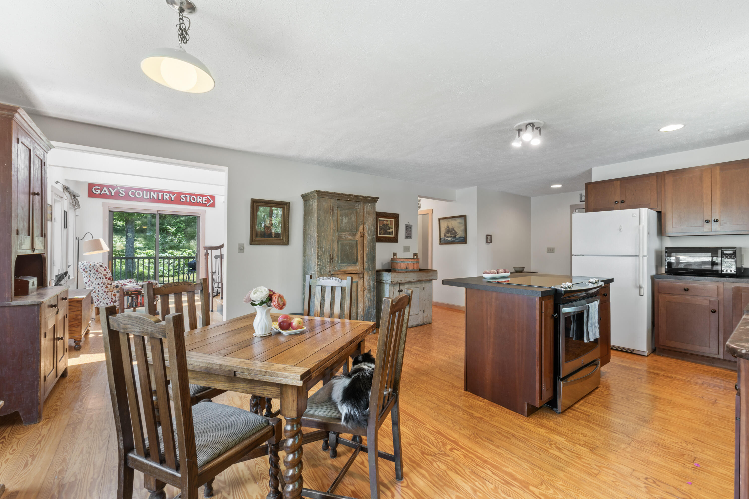 440 Mountain Road
