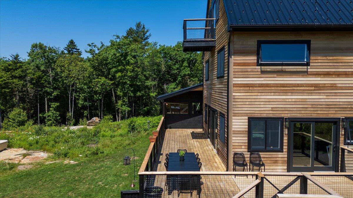 54 S Ridge Drive