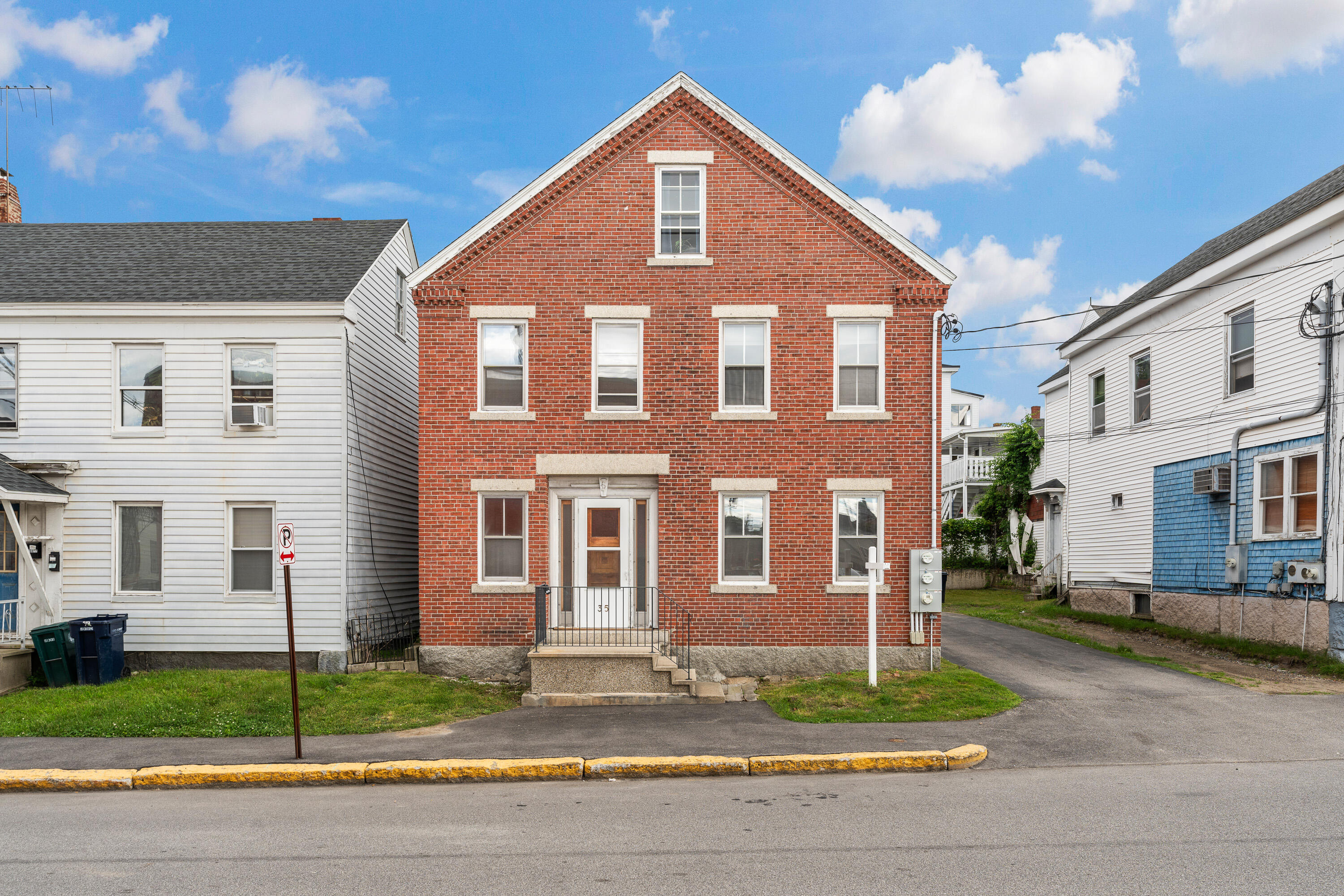 35 Foss Street