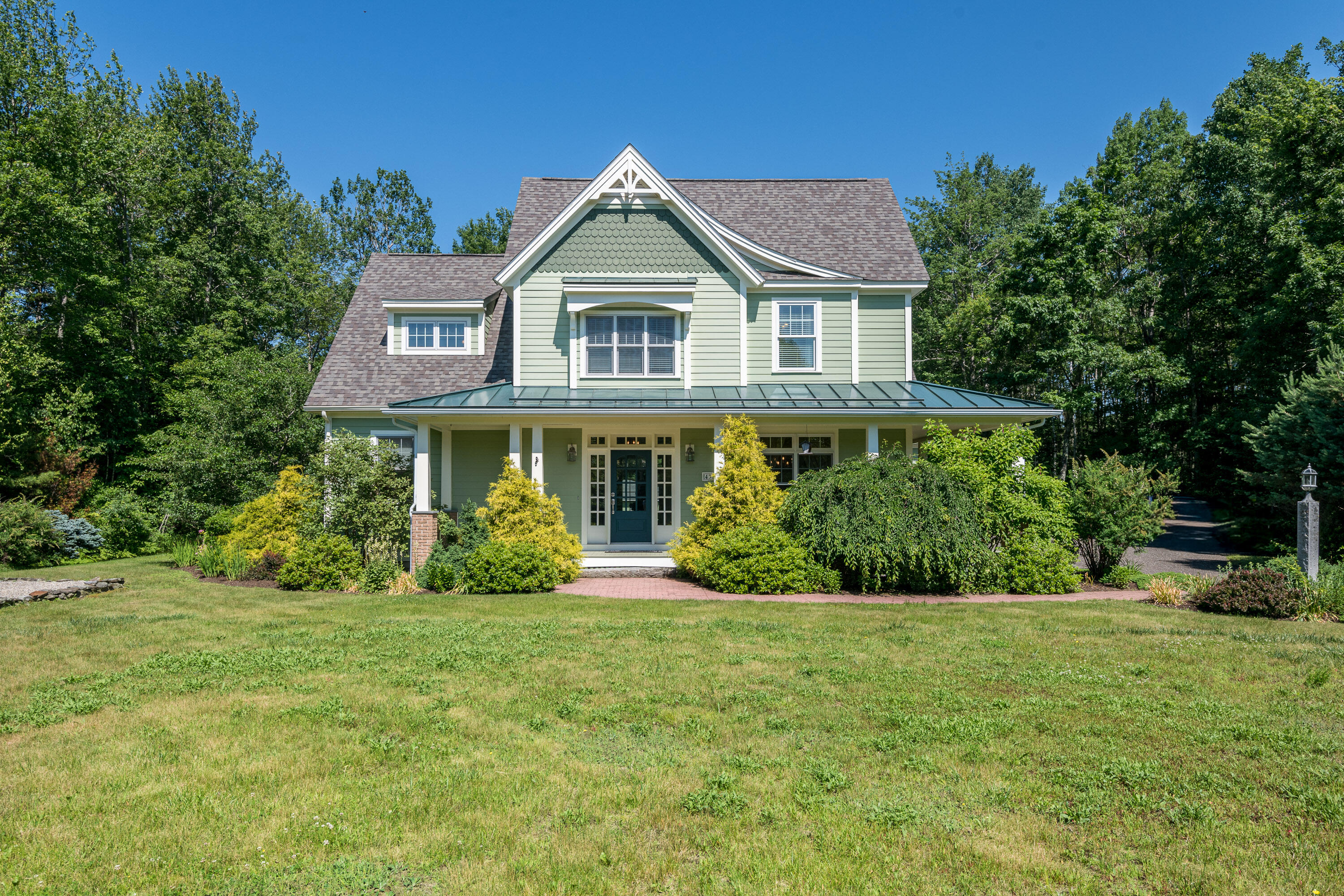 438 Mere Point Road