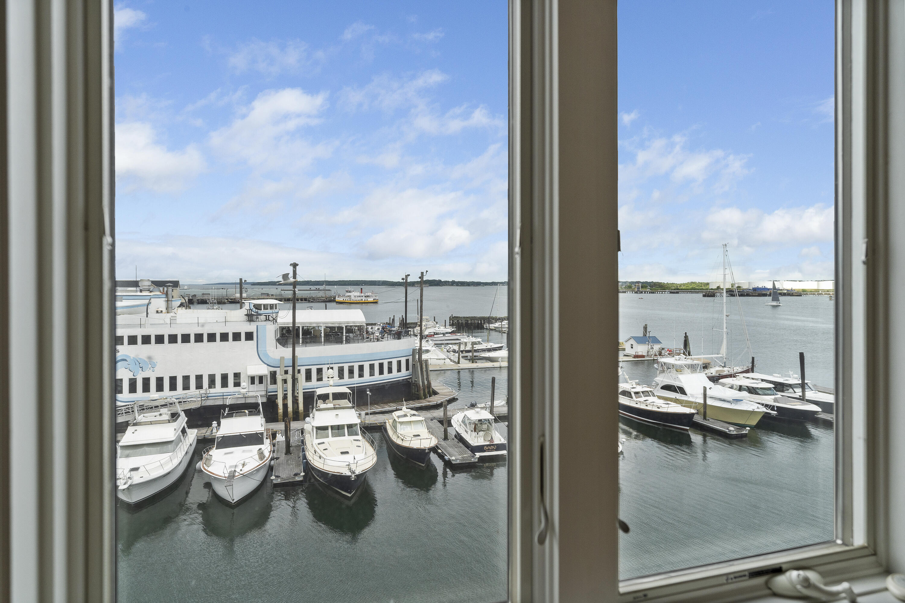 306 Chandlers Wharf, 306