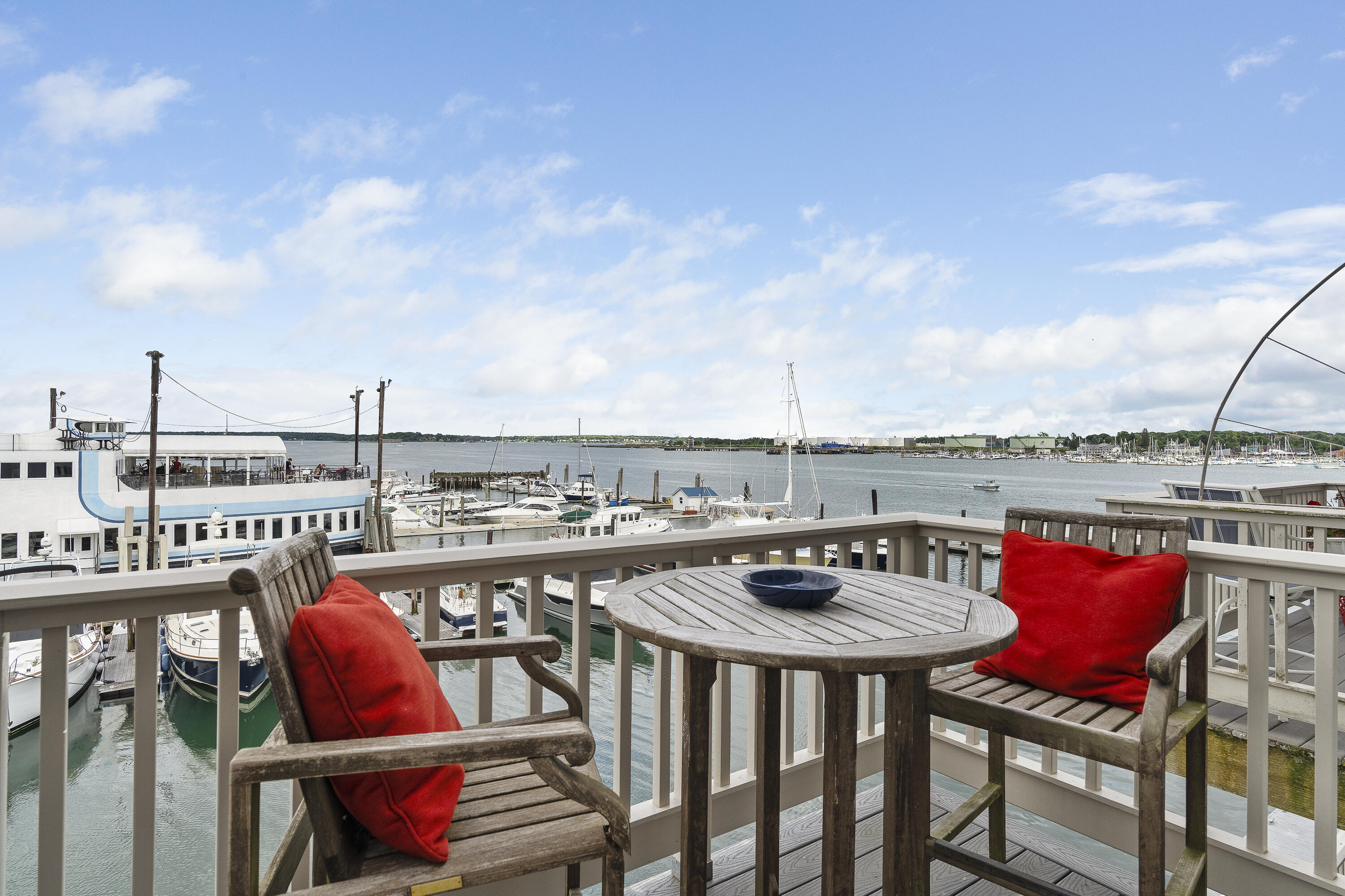 306 Chandlers Wharf, 306