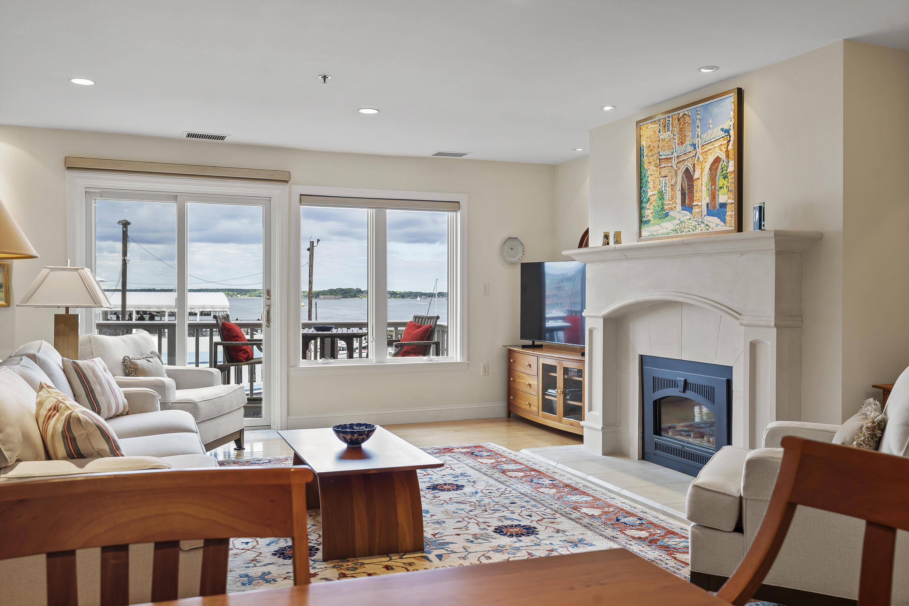306 Chandlers Wharf, 306