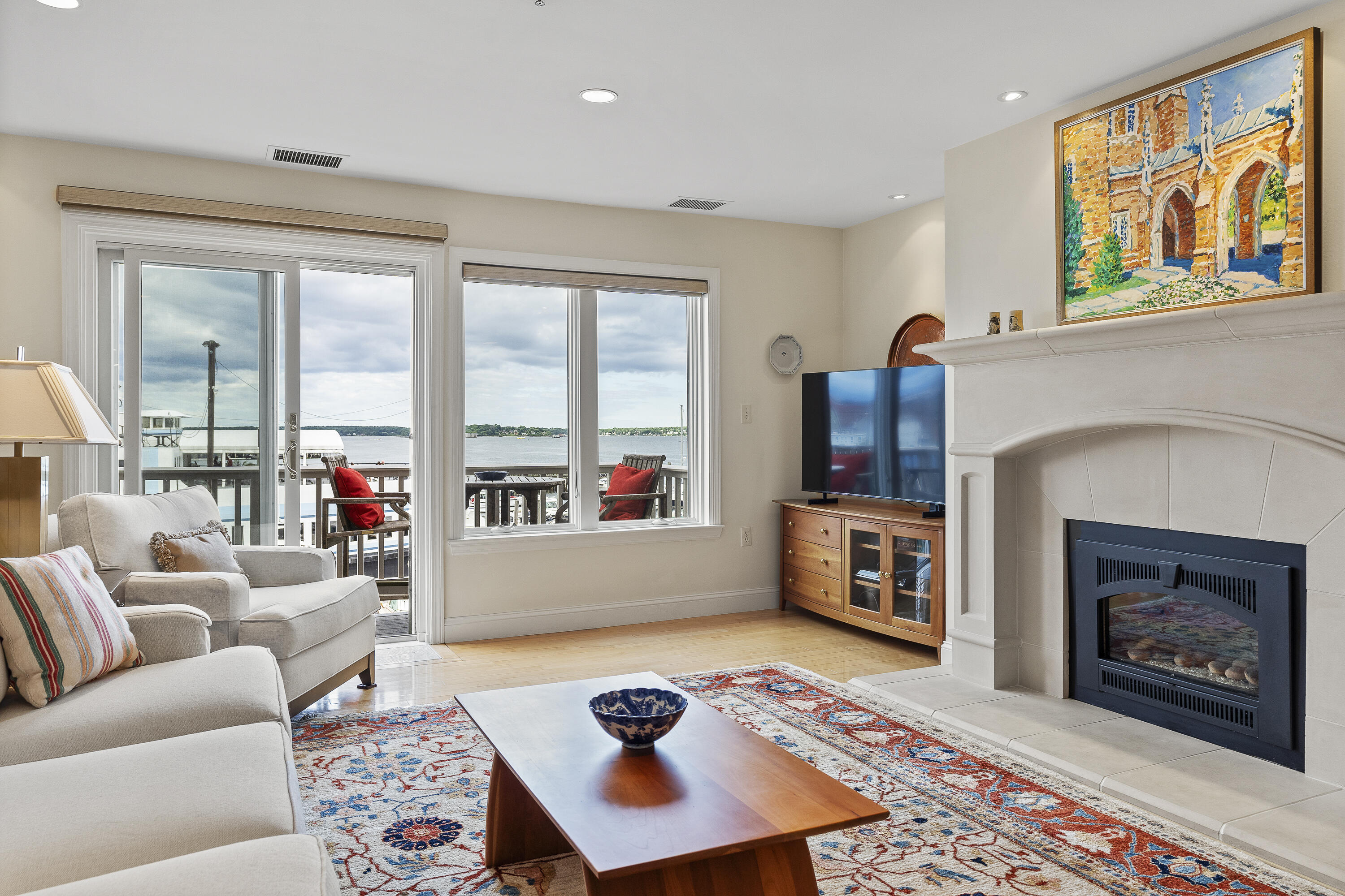 306 Chandlers Wharf, 306