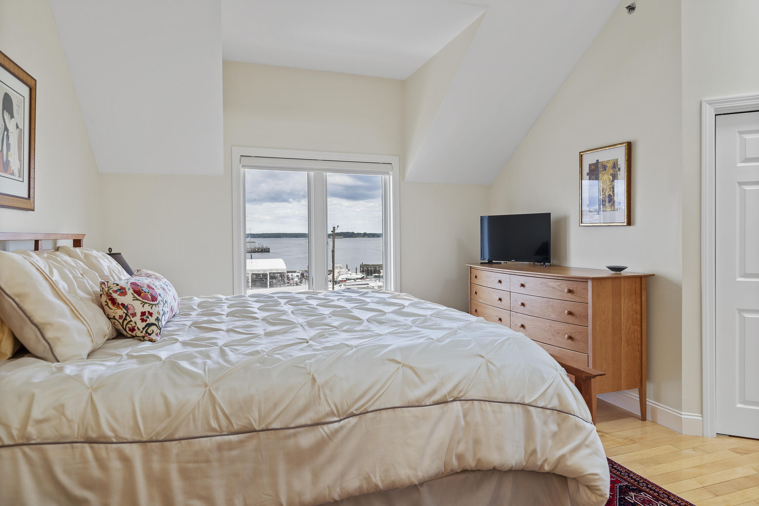 306 Chandlers Wharf, 306