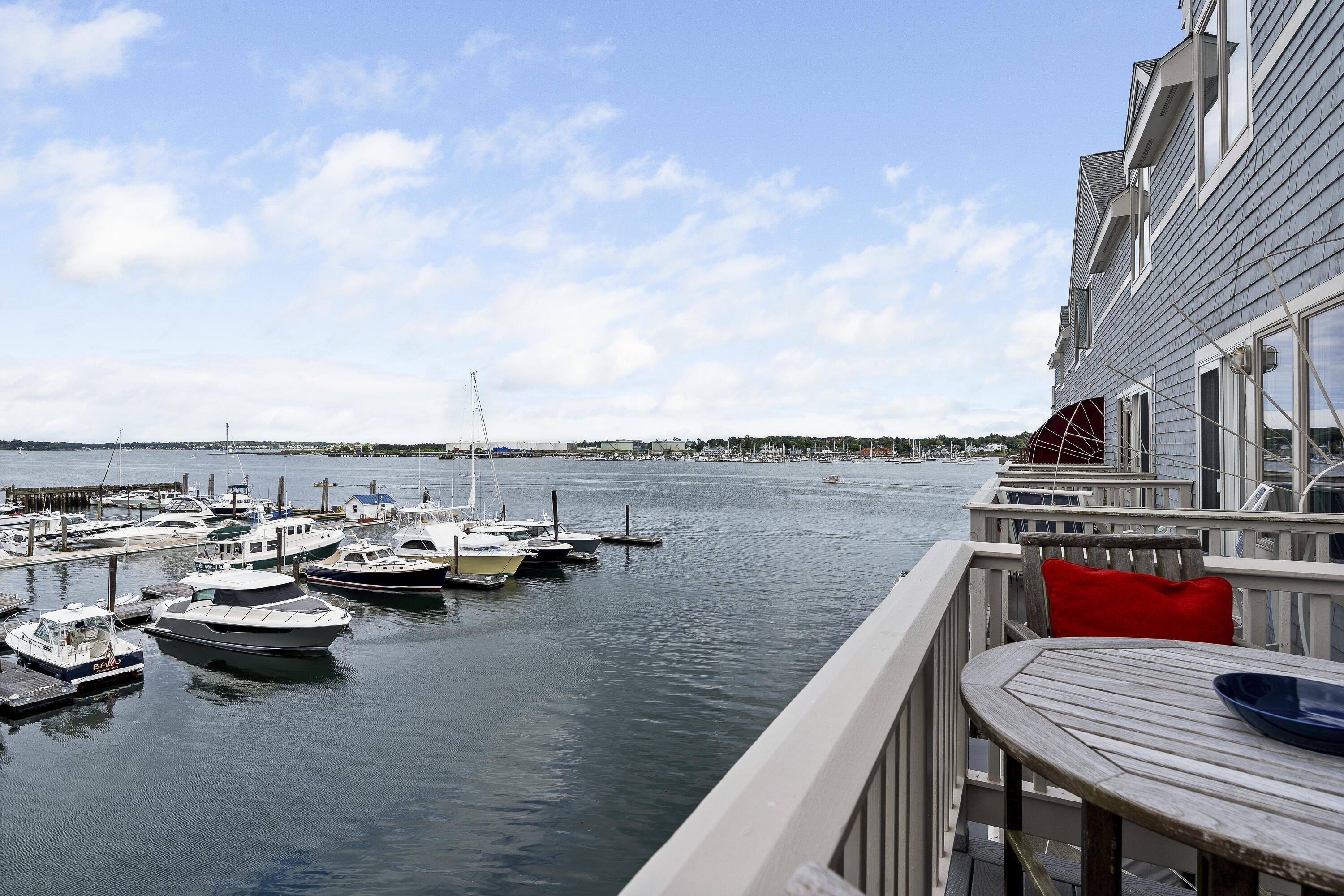 306 Chandlers Wharf, 306
