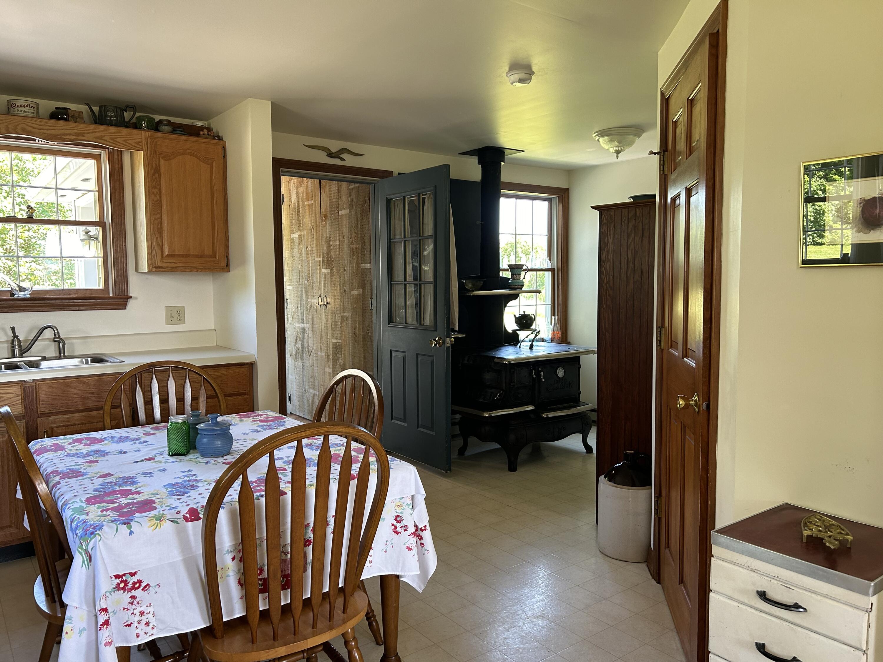 15 Townhouse Road