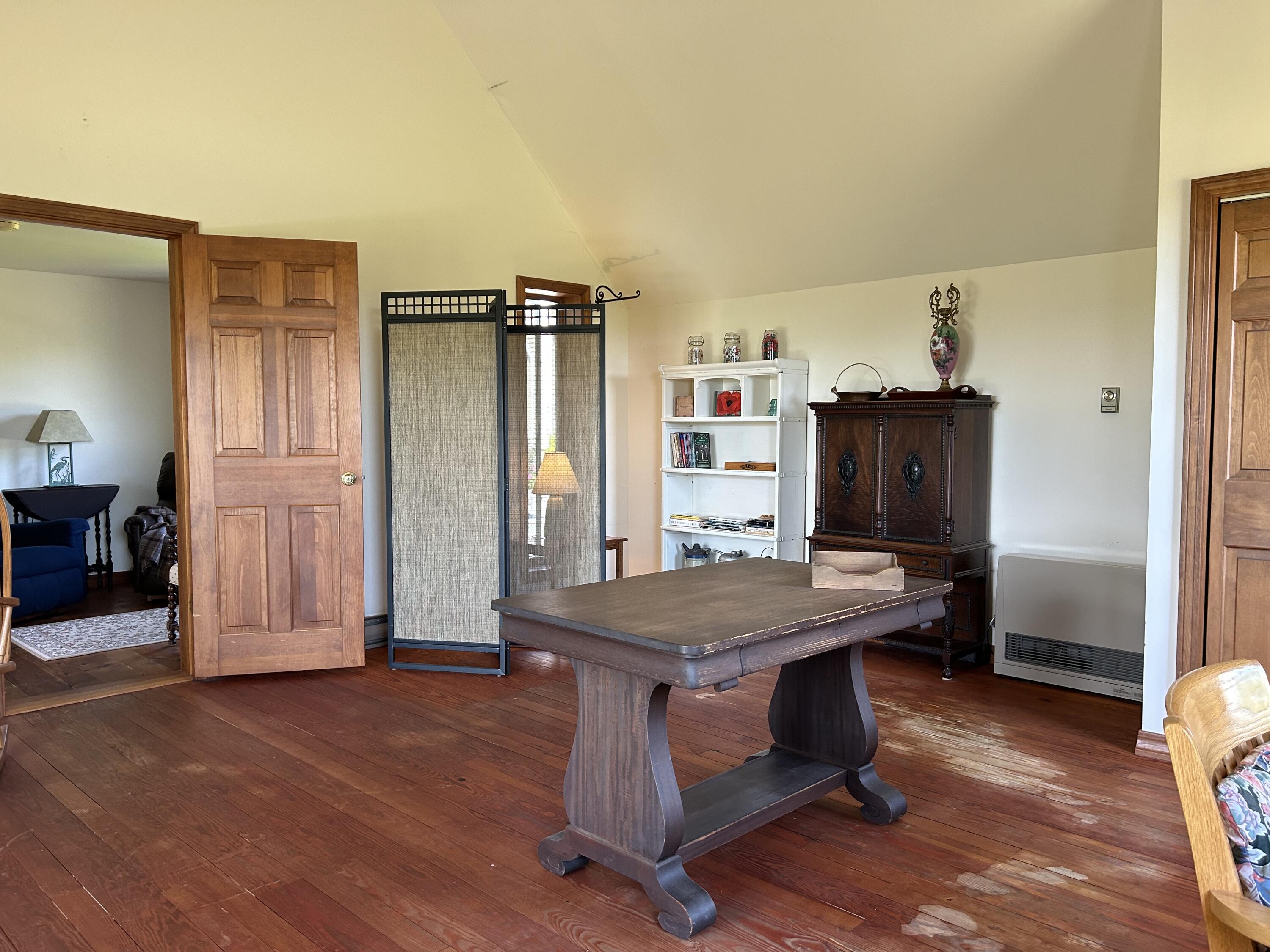 15 Townhouse Road