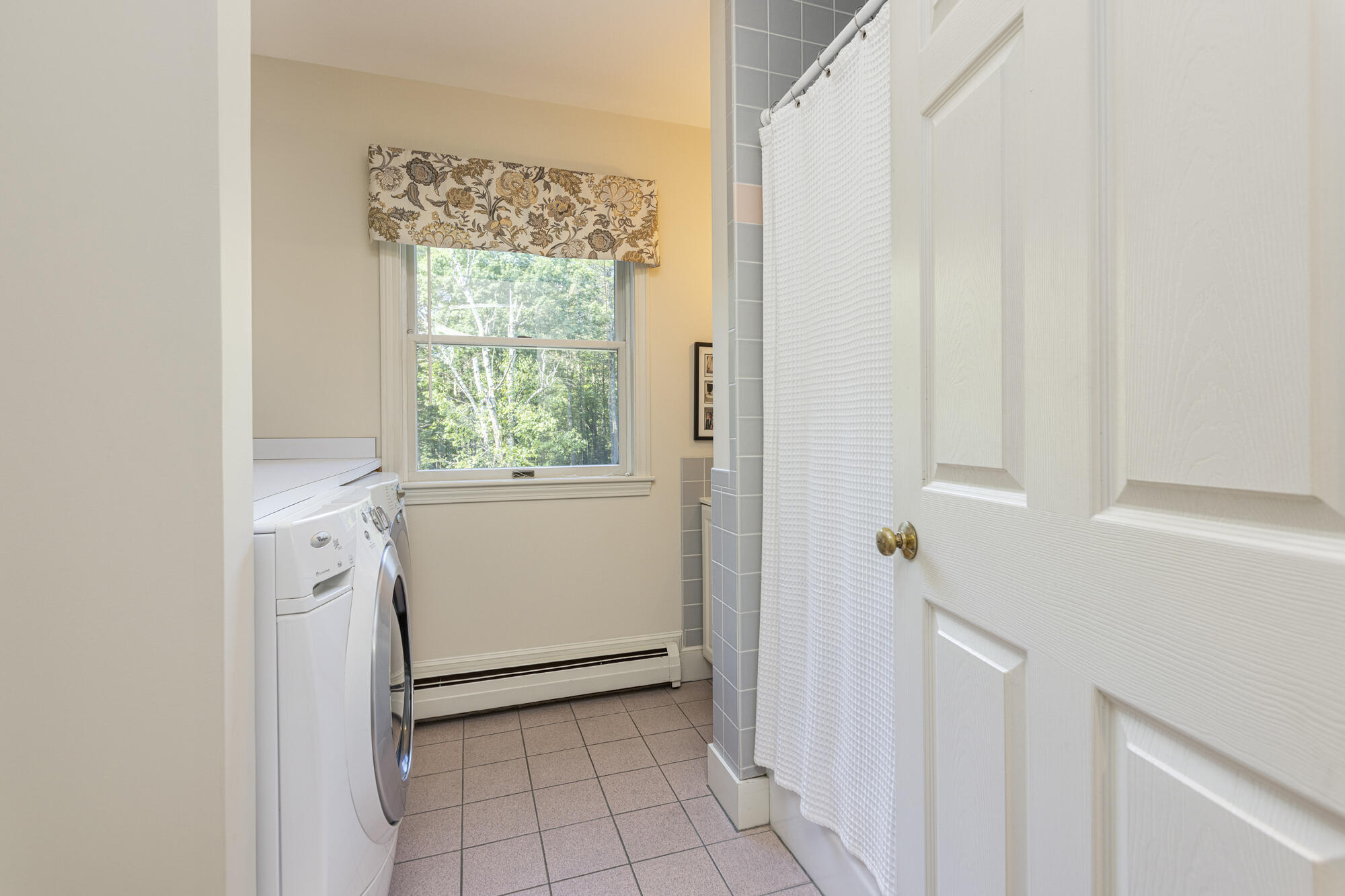 4 Brown Dog Way