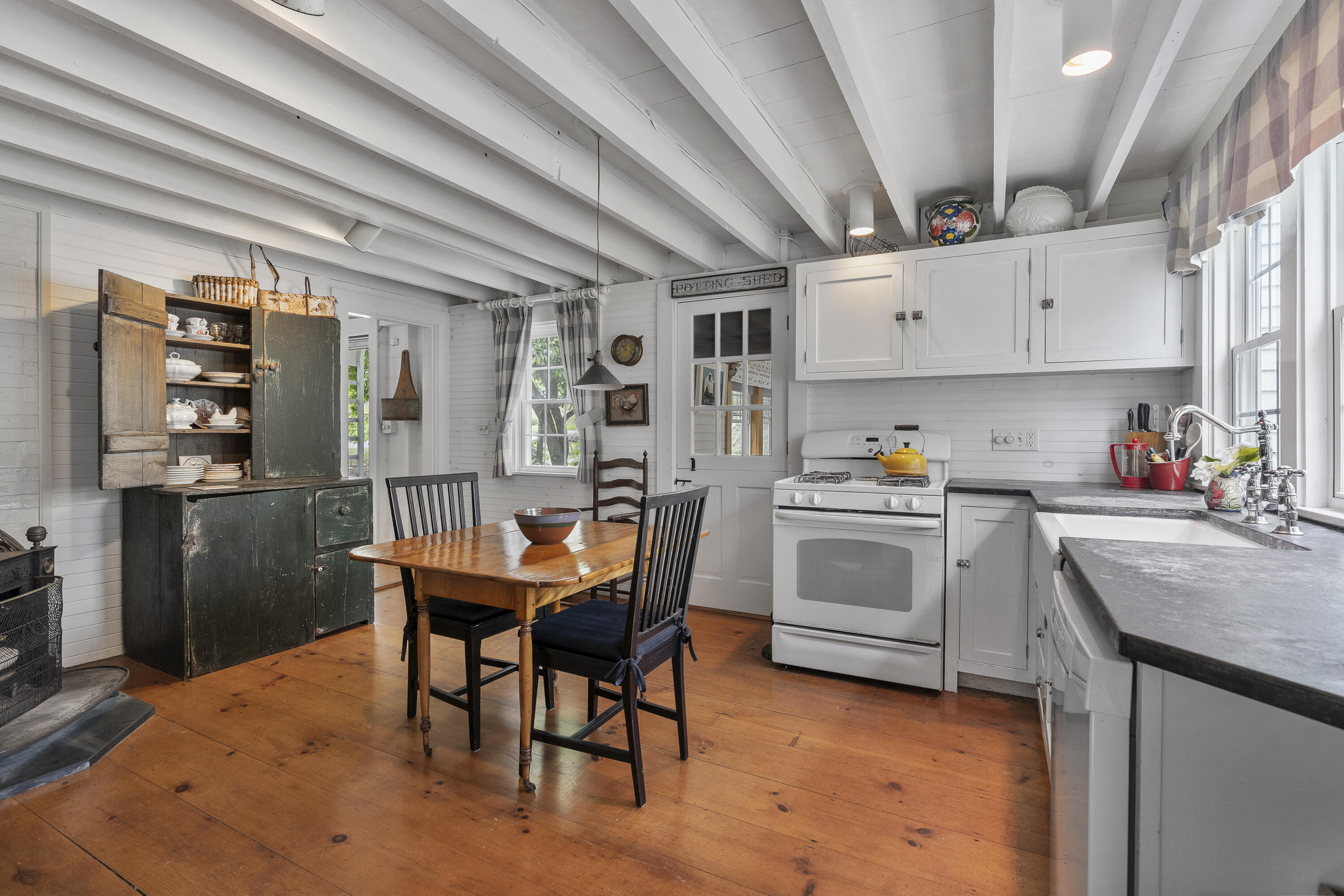 70 Pemaquid Loop Road