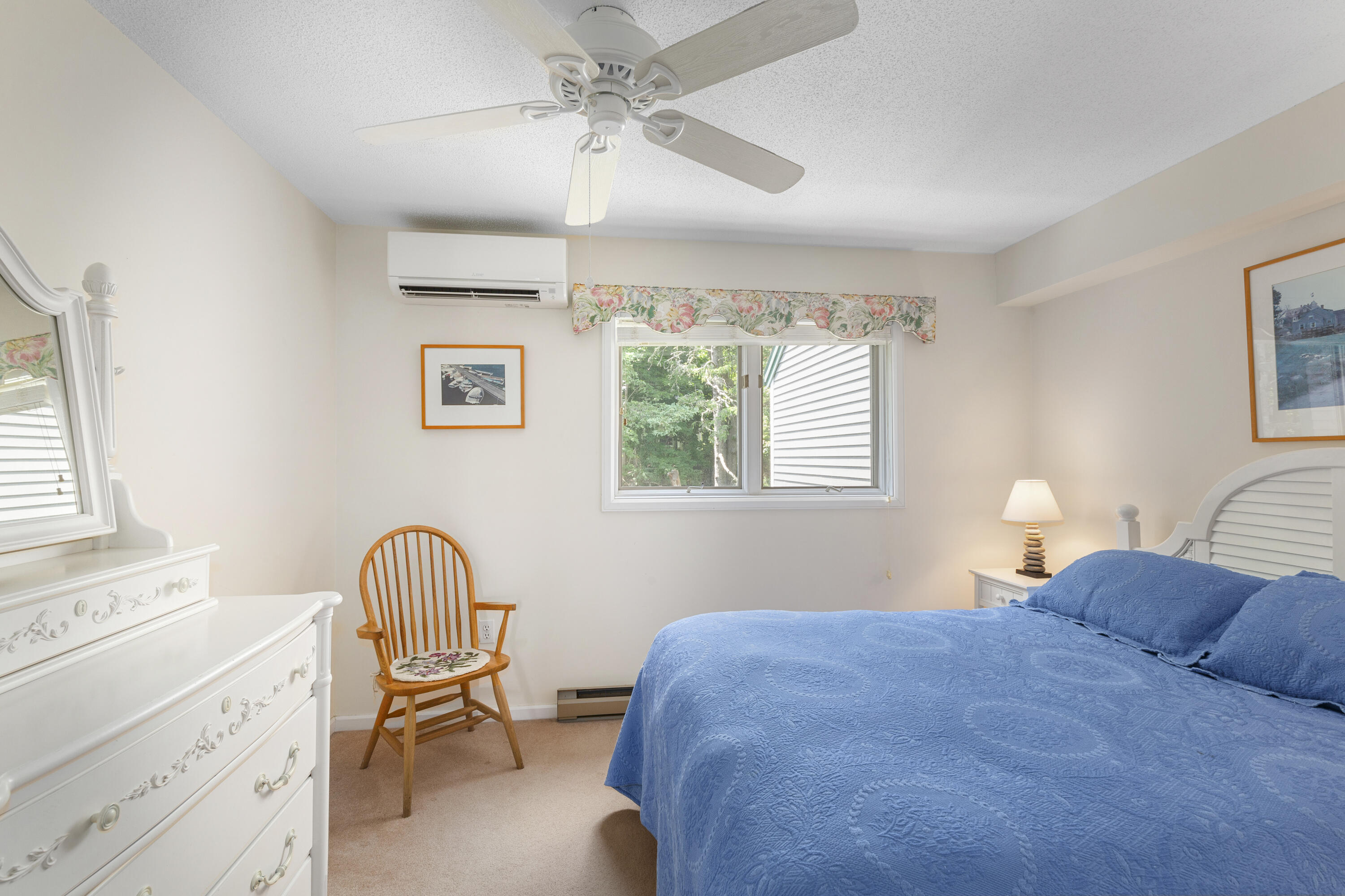 10 Robinson Lane, 11