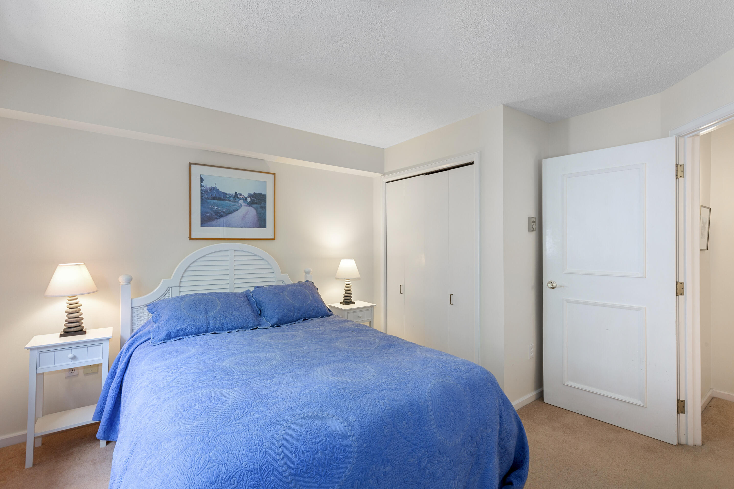 10 Robinson Lane, 11