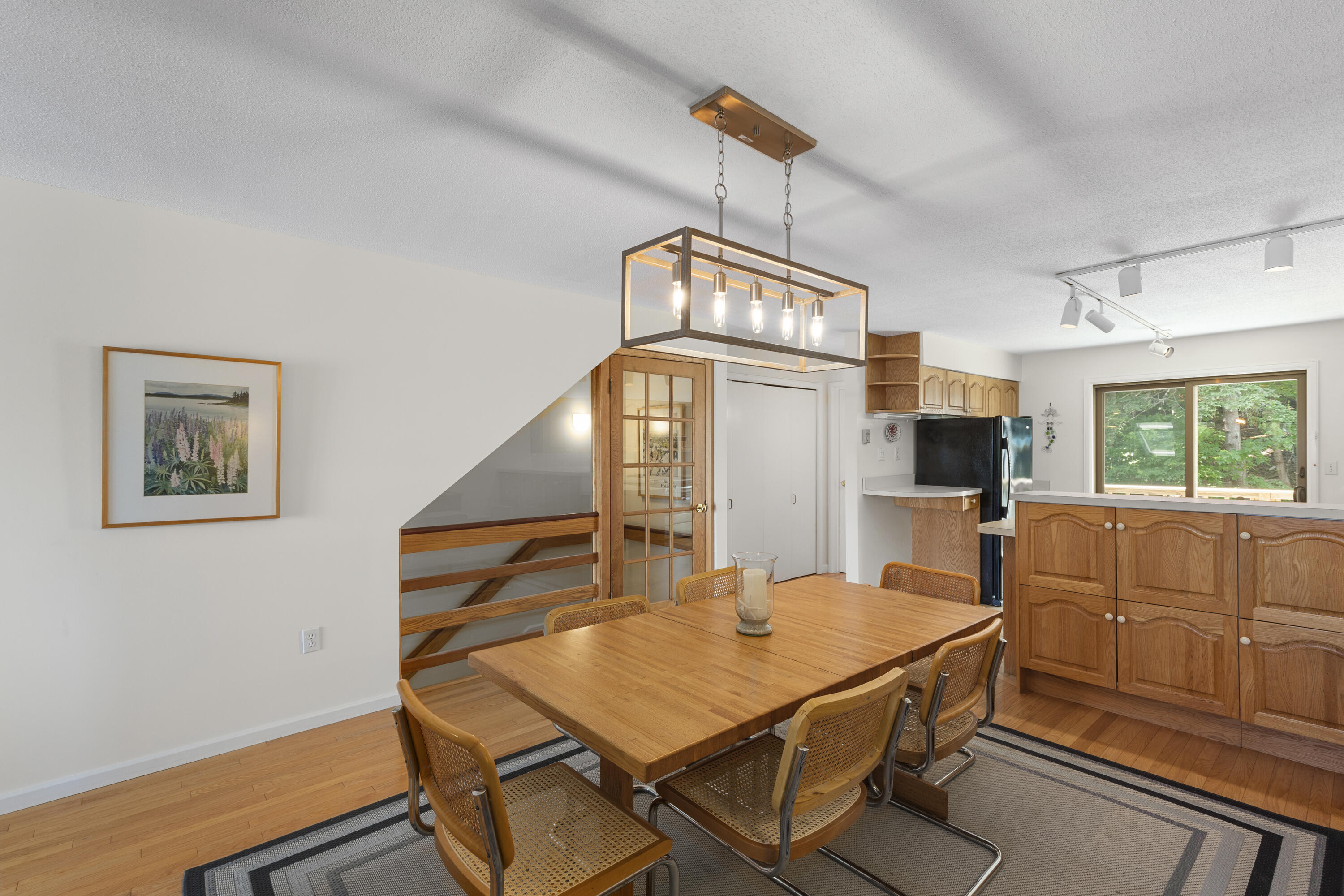 10 Robinson Lane, 11