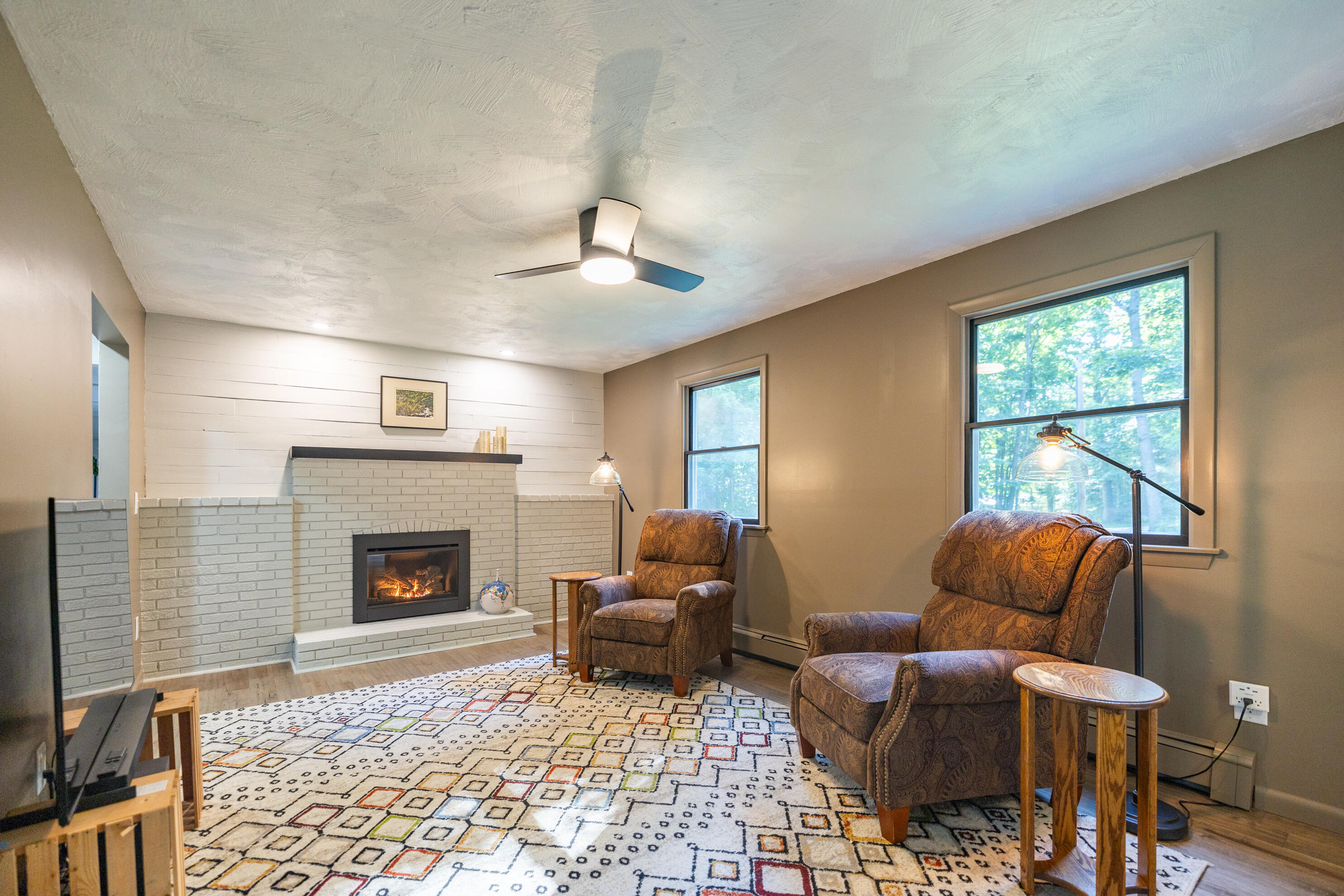 185 Pond Road