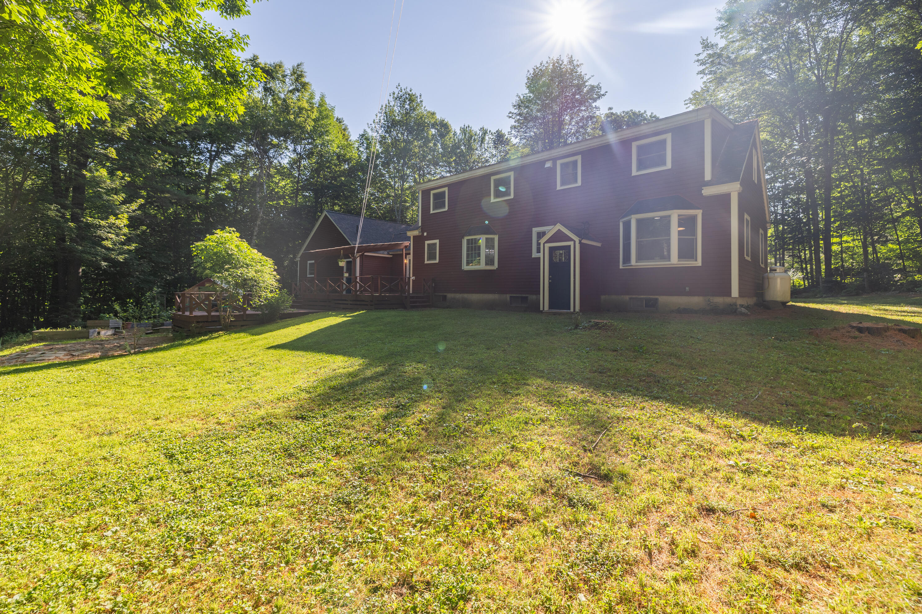 185 Pond Road