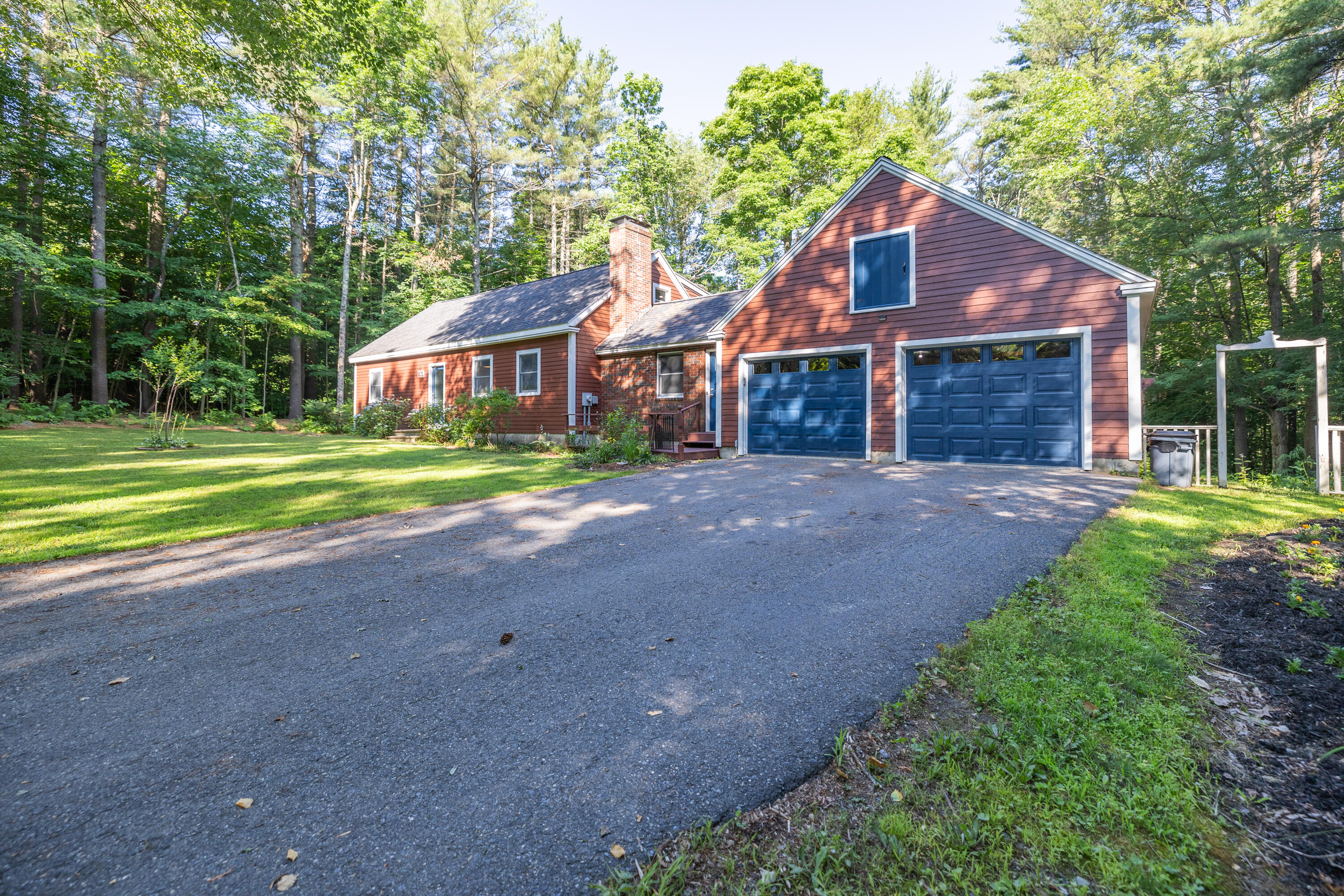 185 Pond Road