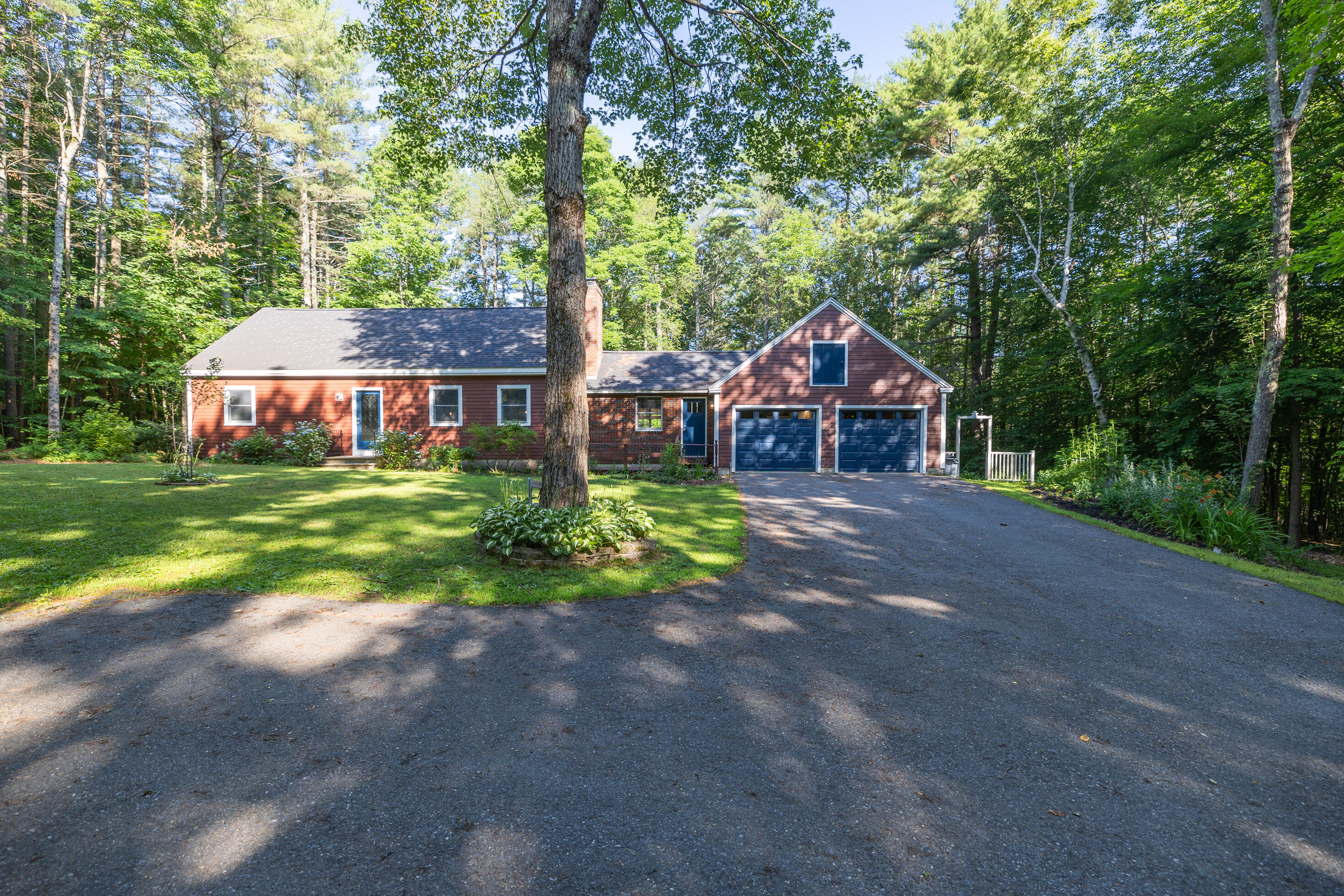 185 Pond Road