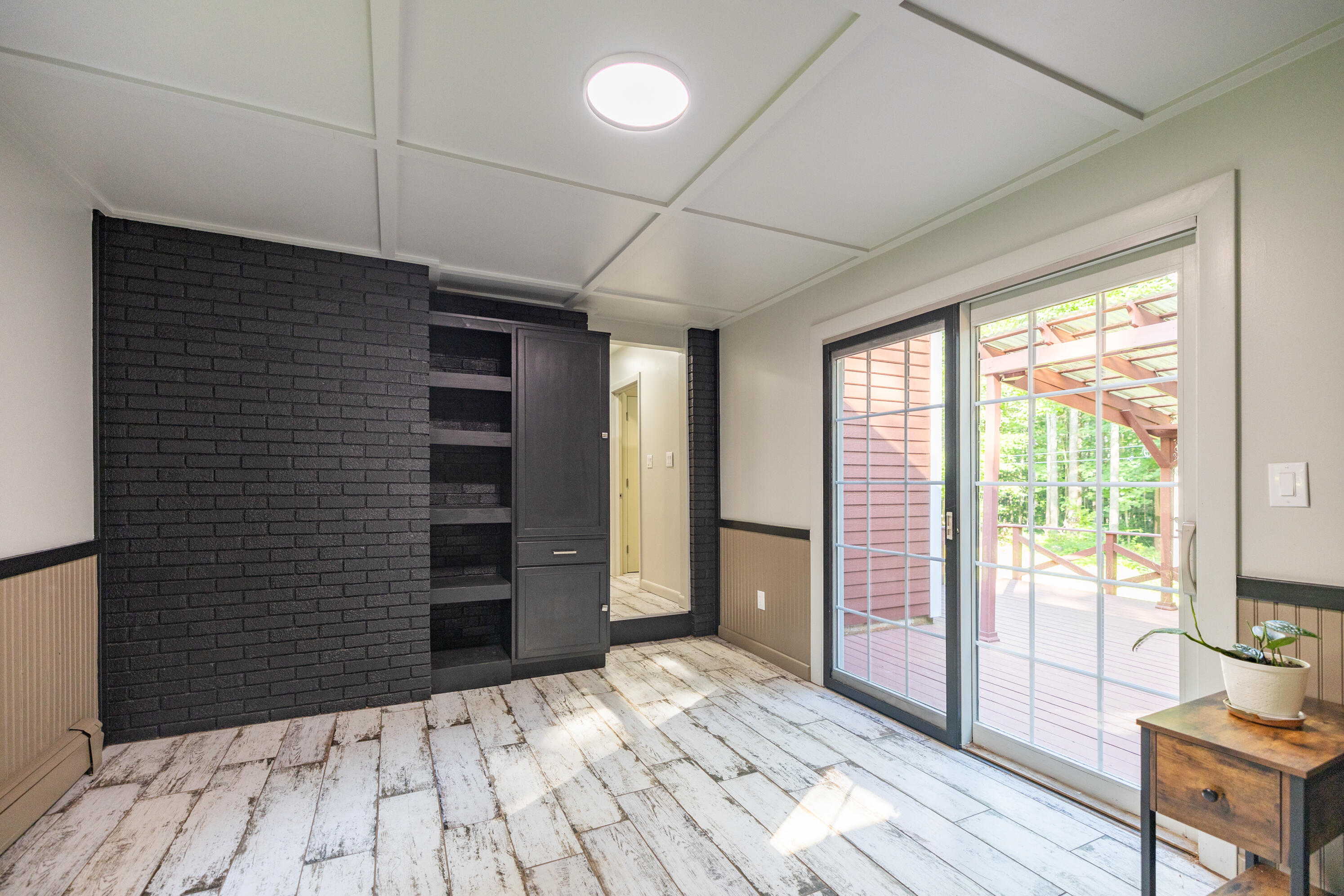 185 Pond Road