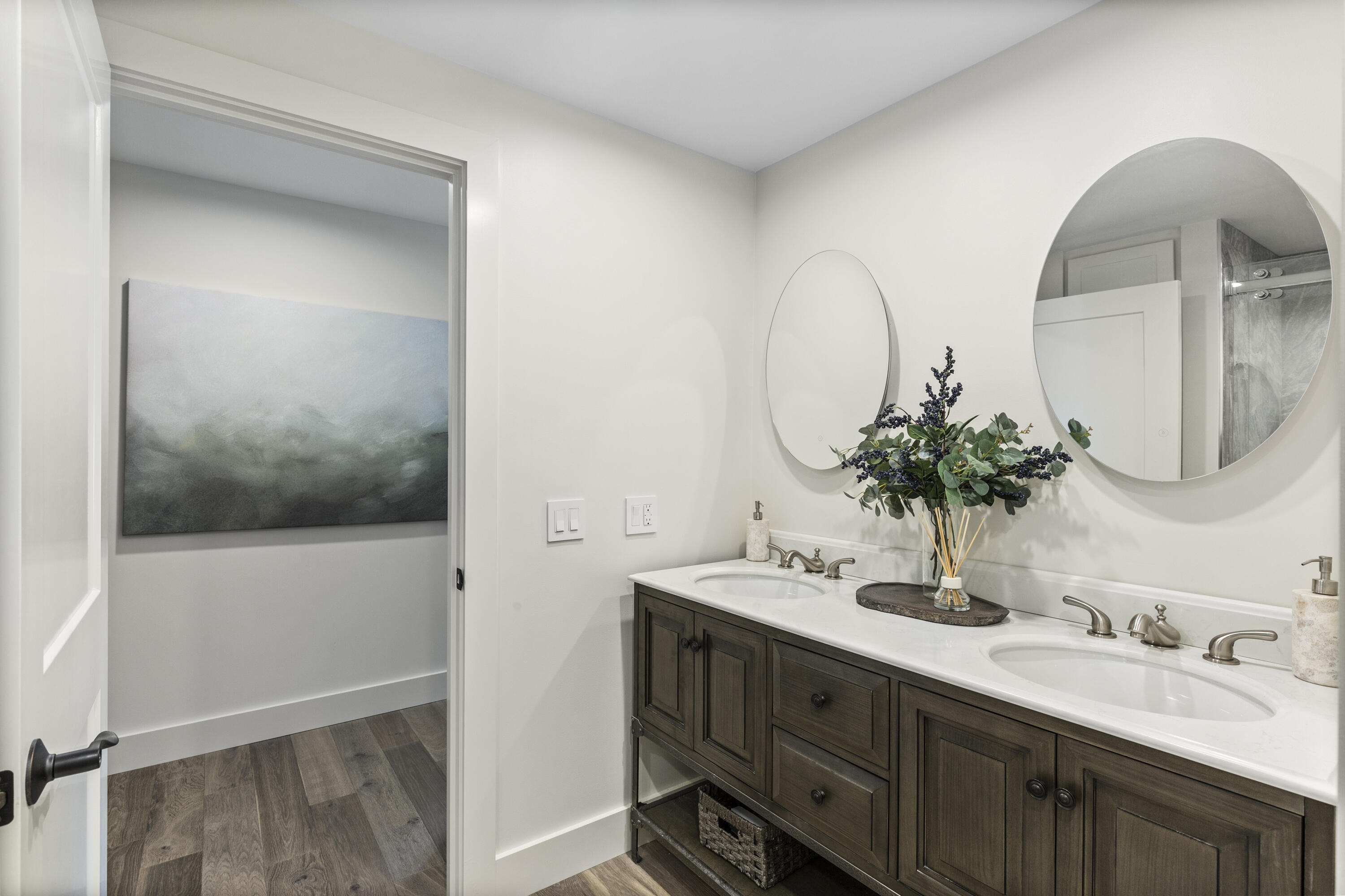 4 Harbor View Drive, 4