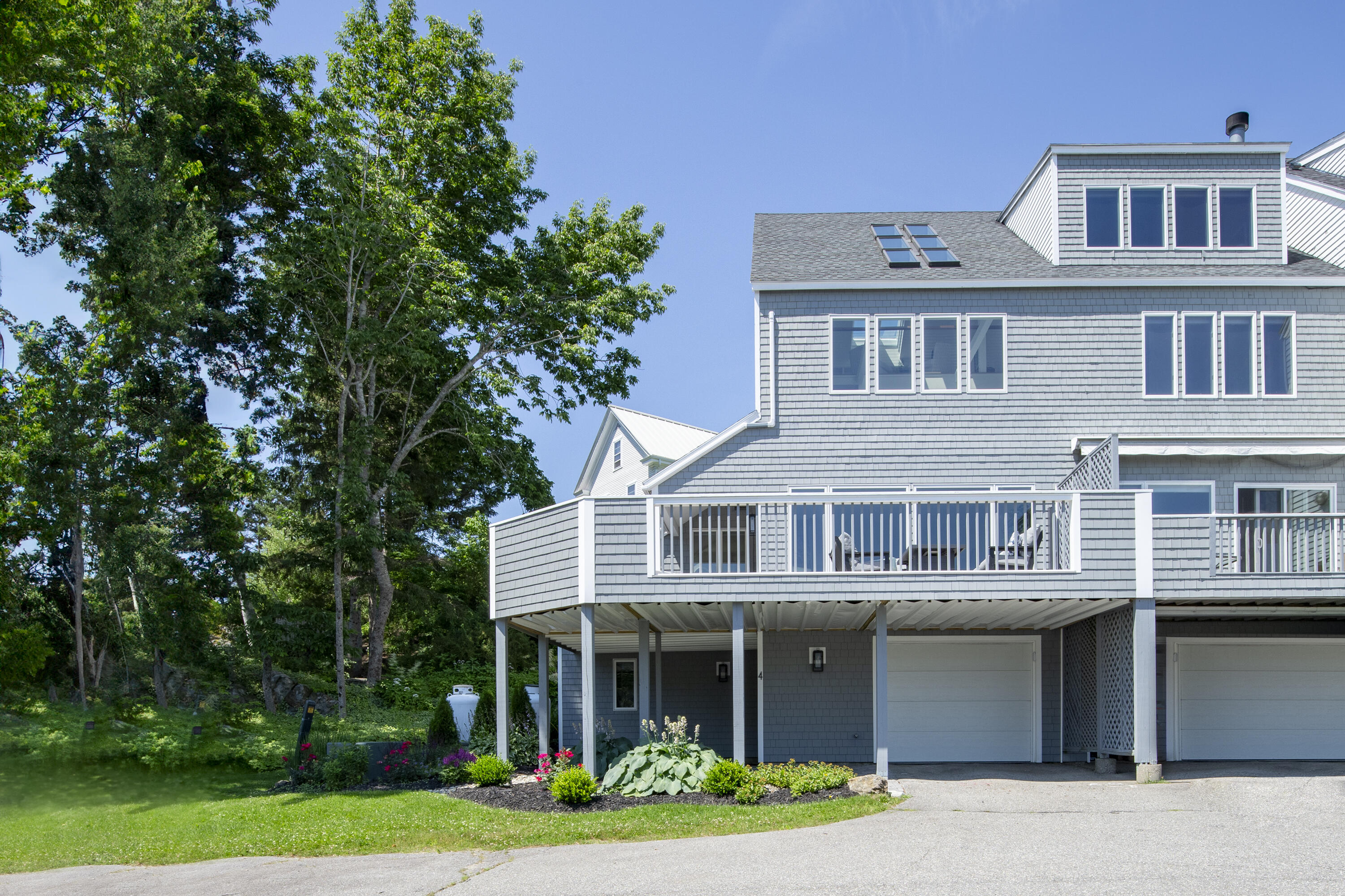 4 Harbor View Drive, 4