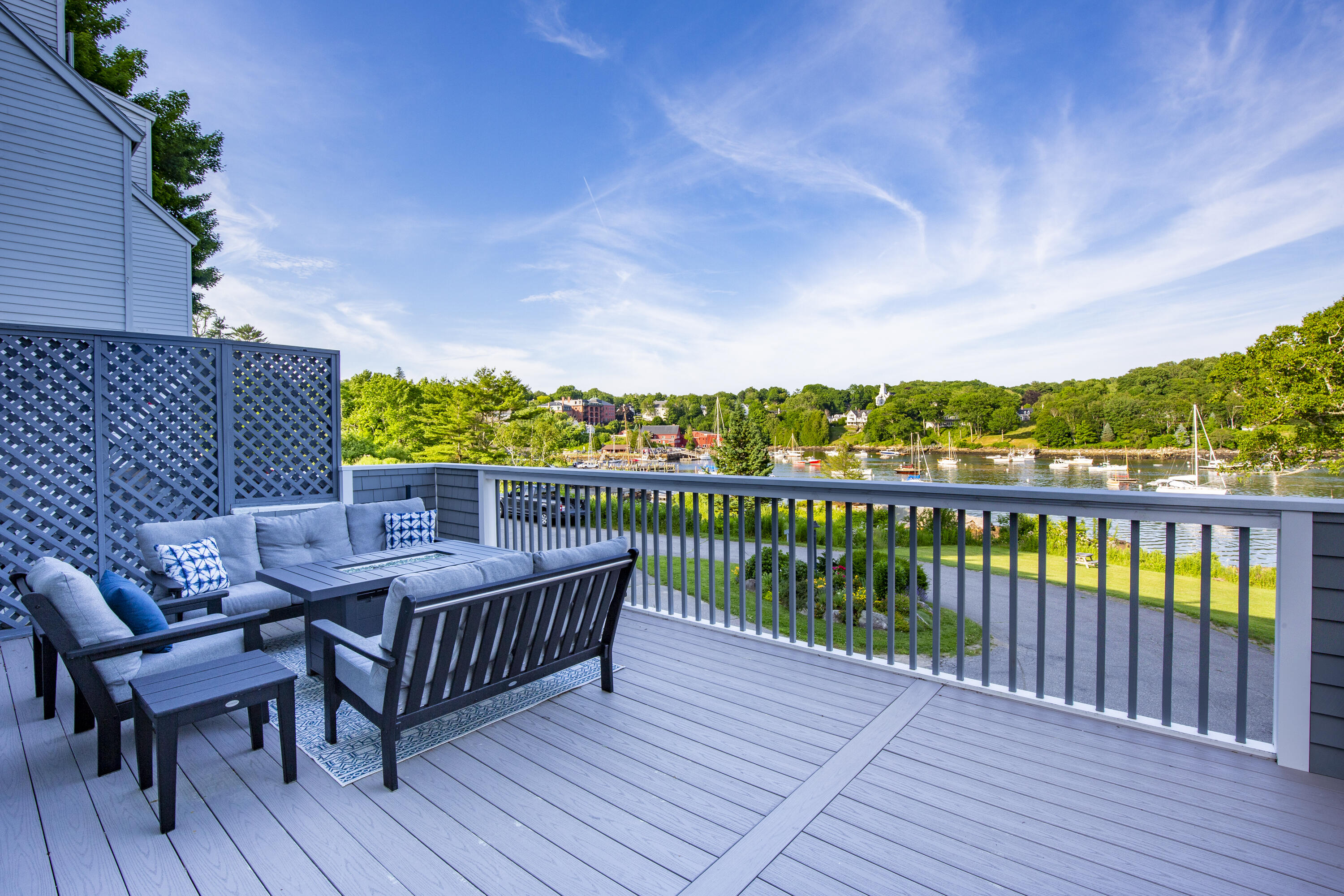 4 Harbor View Drive, 4