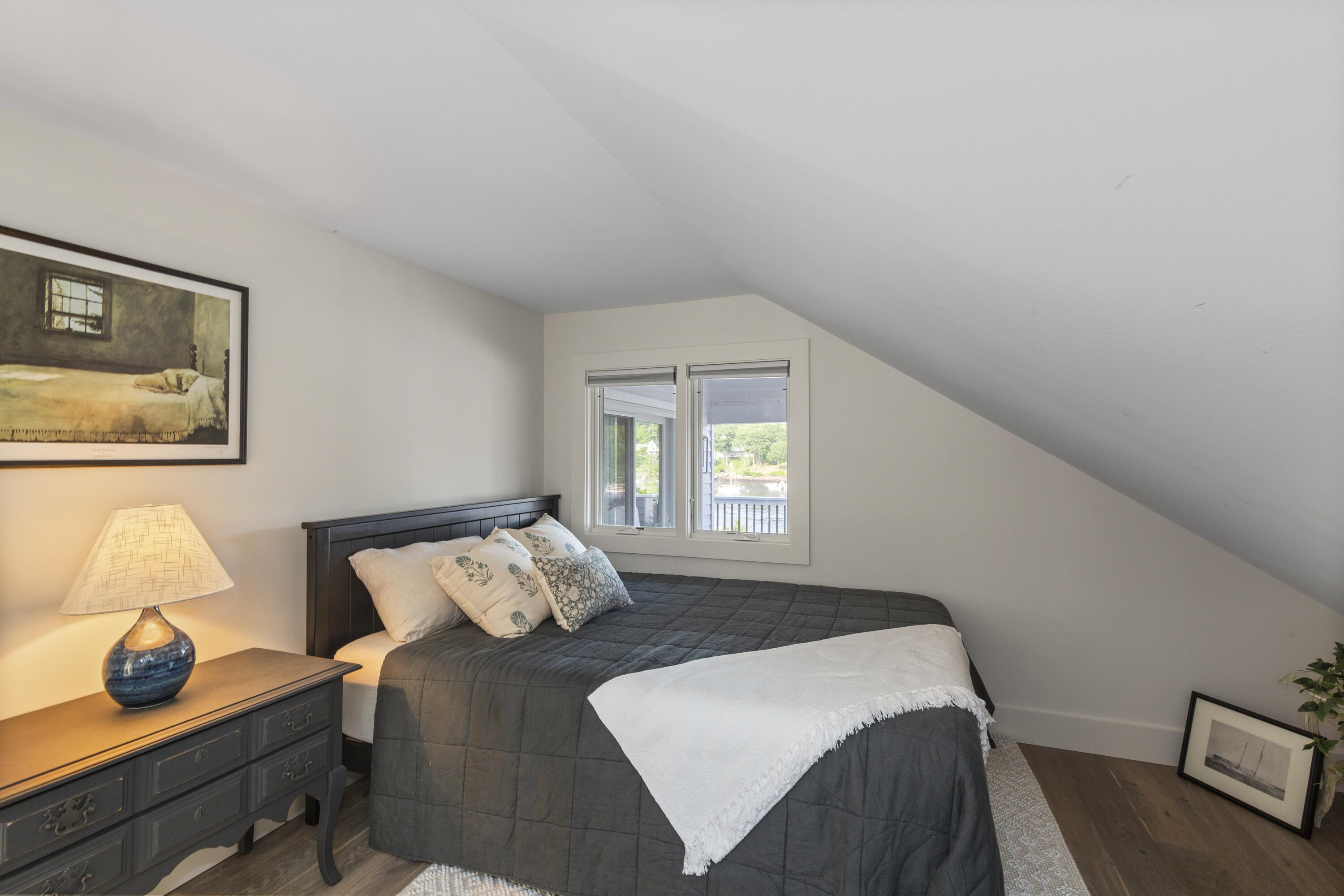 4 Harbor View Drive, 4
