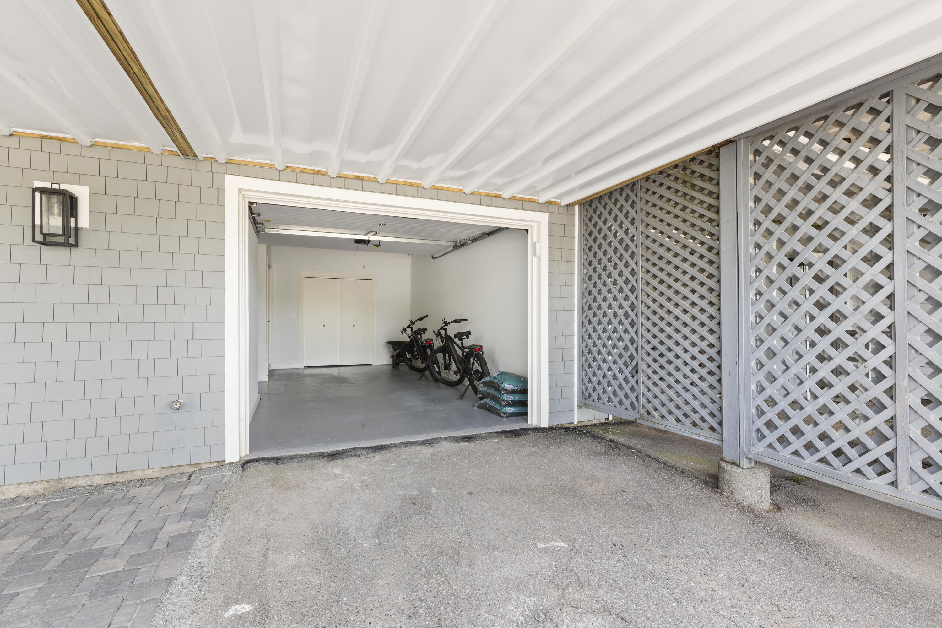 4 Harbor View Drive, 4