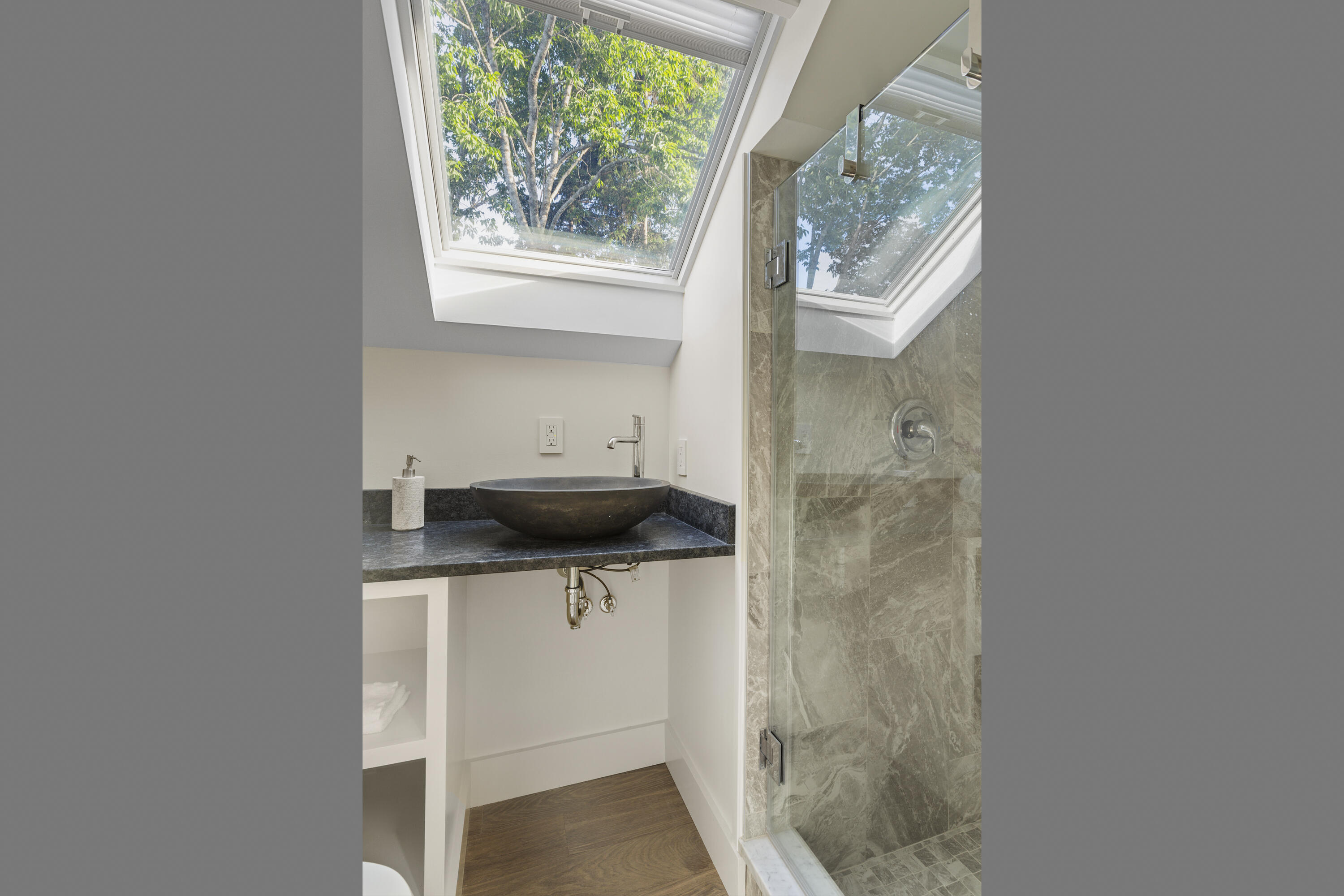 4 Harbor View Drive, 4