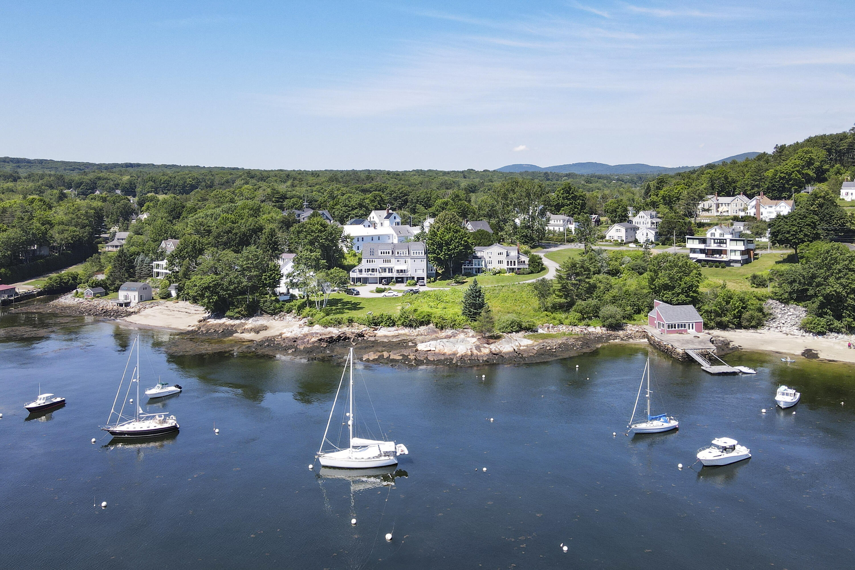 4 Harbor View Drive, 4