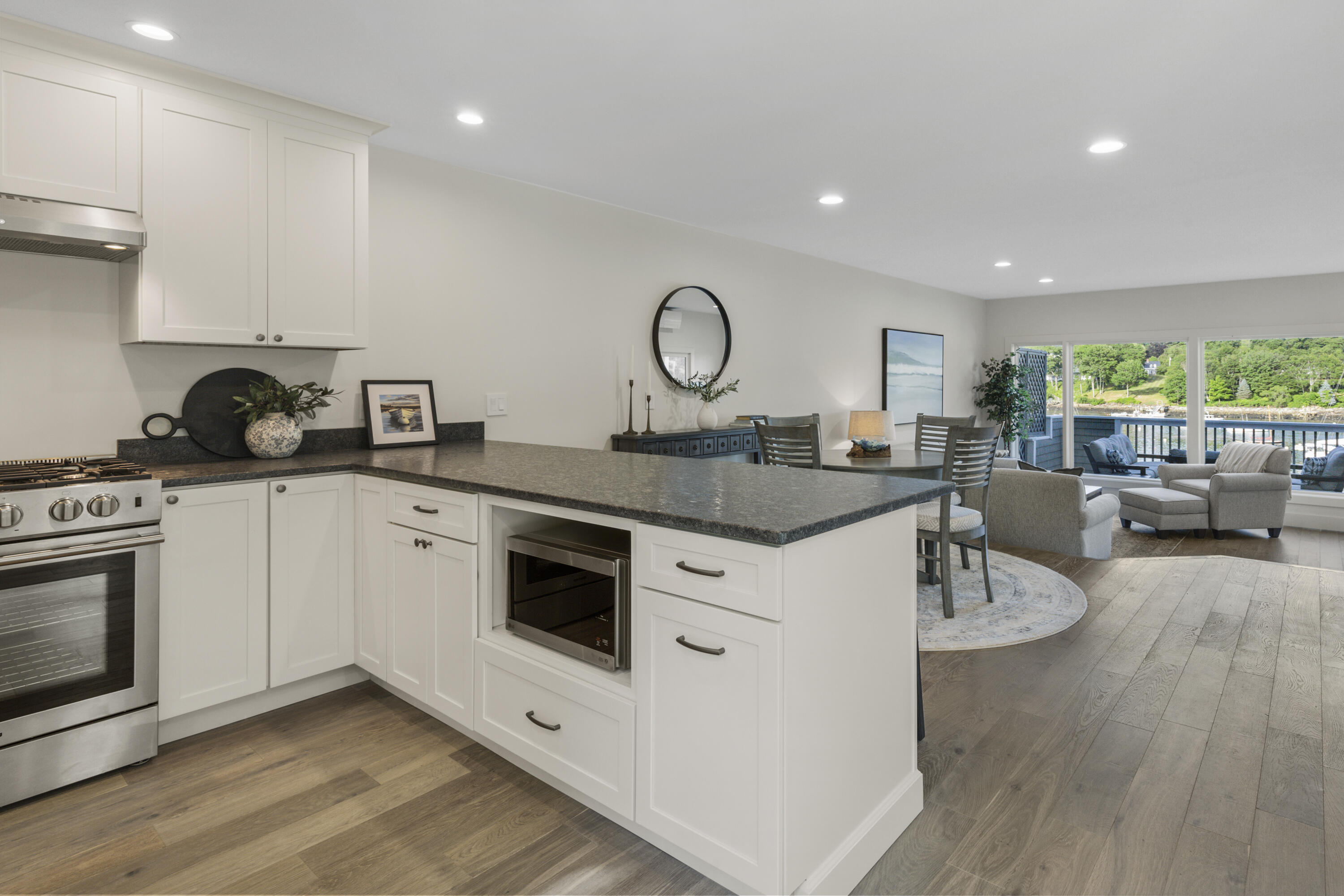 4 Harbor View Drive, 4