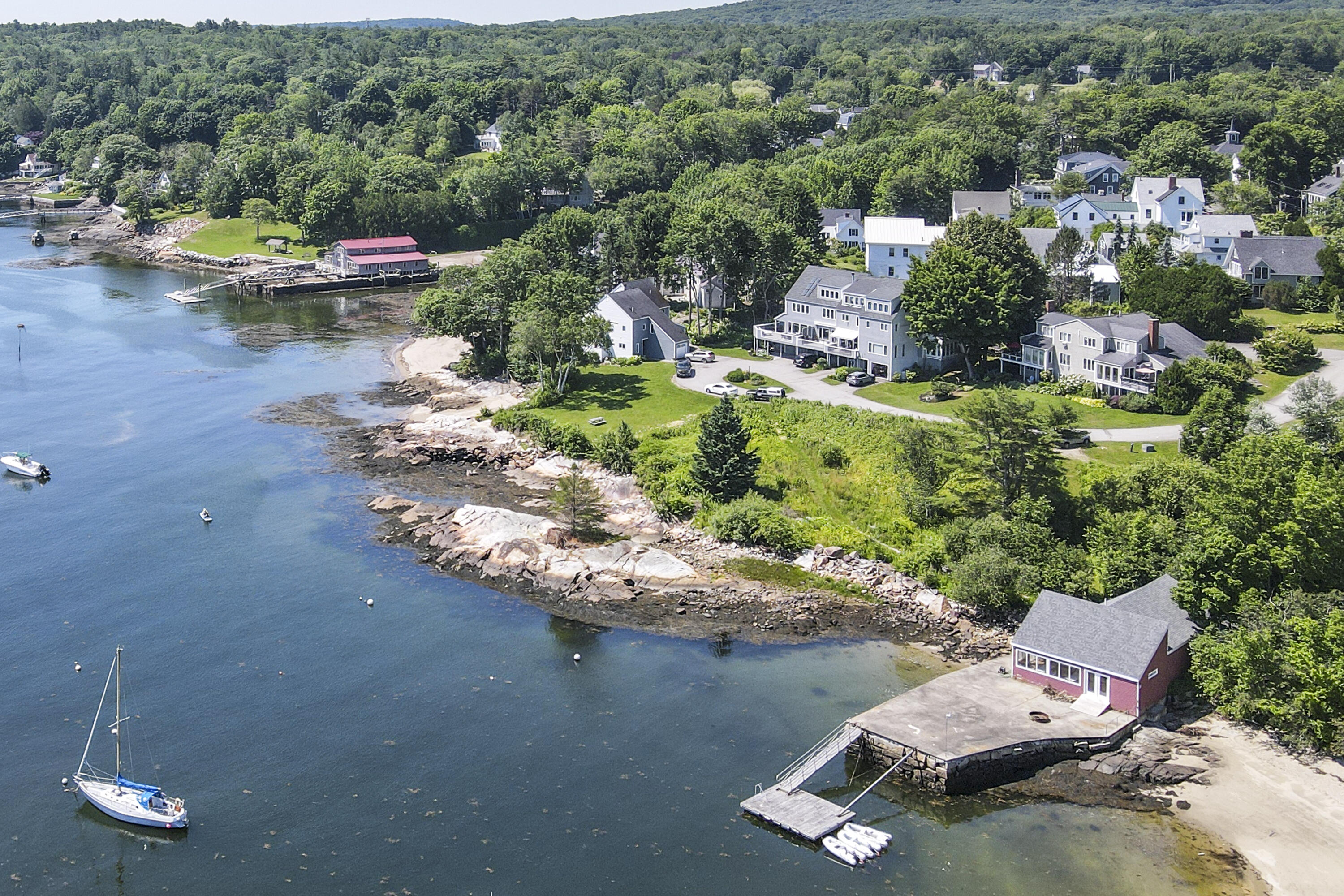4 Harbor View Drive, 4
