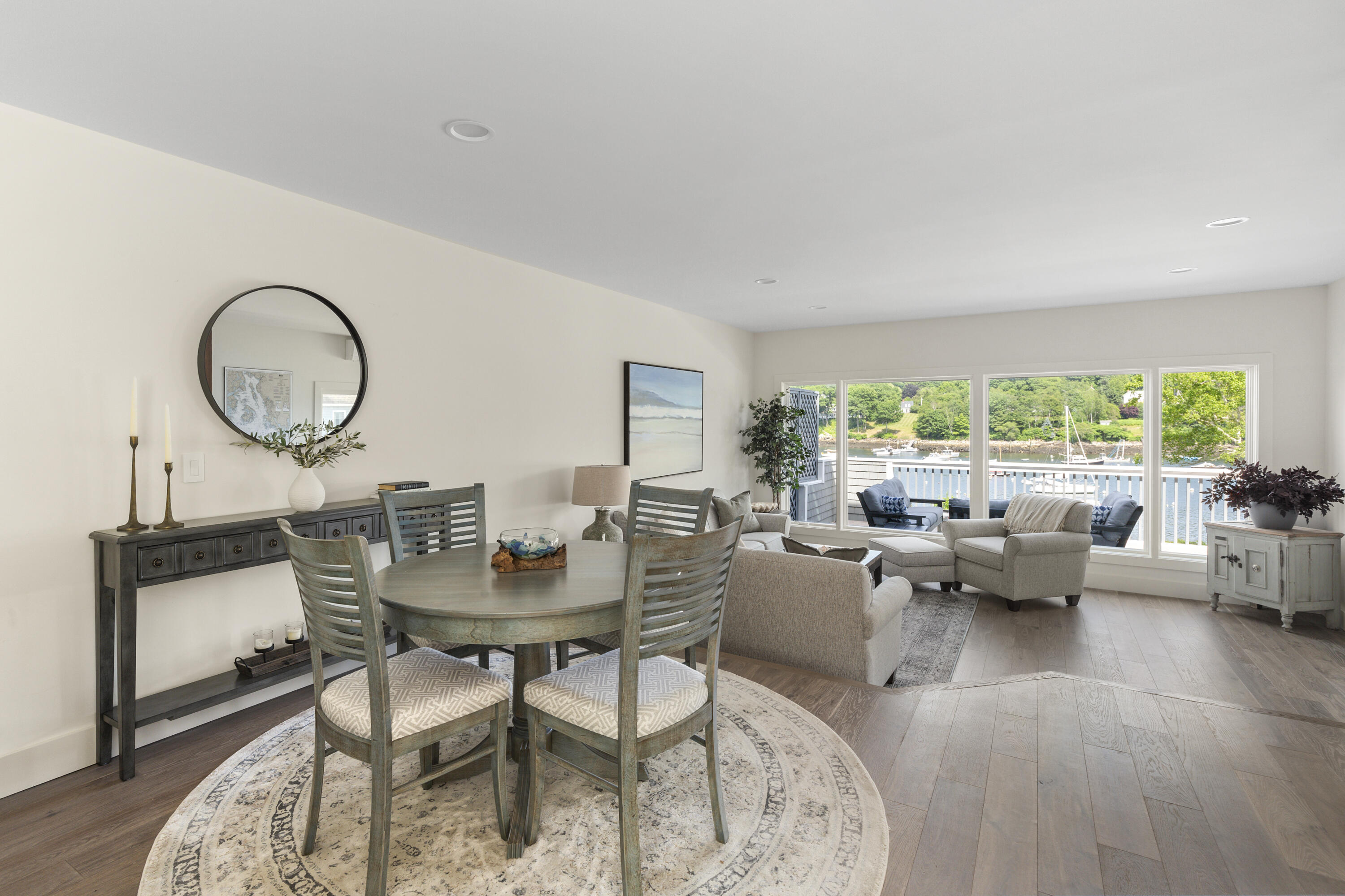 4 Harbor View Drive, 4