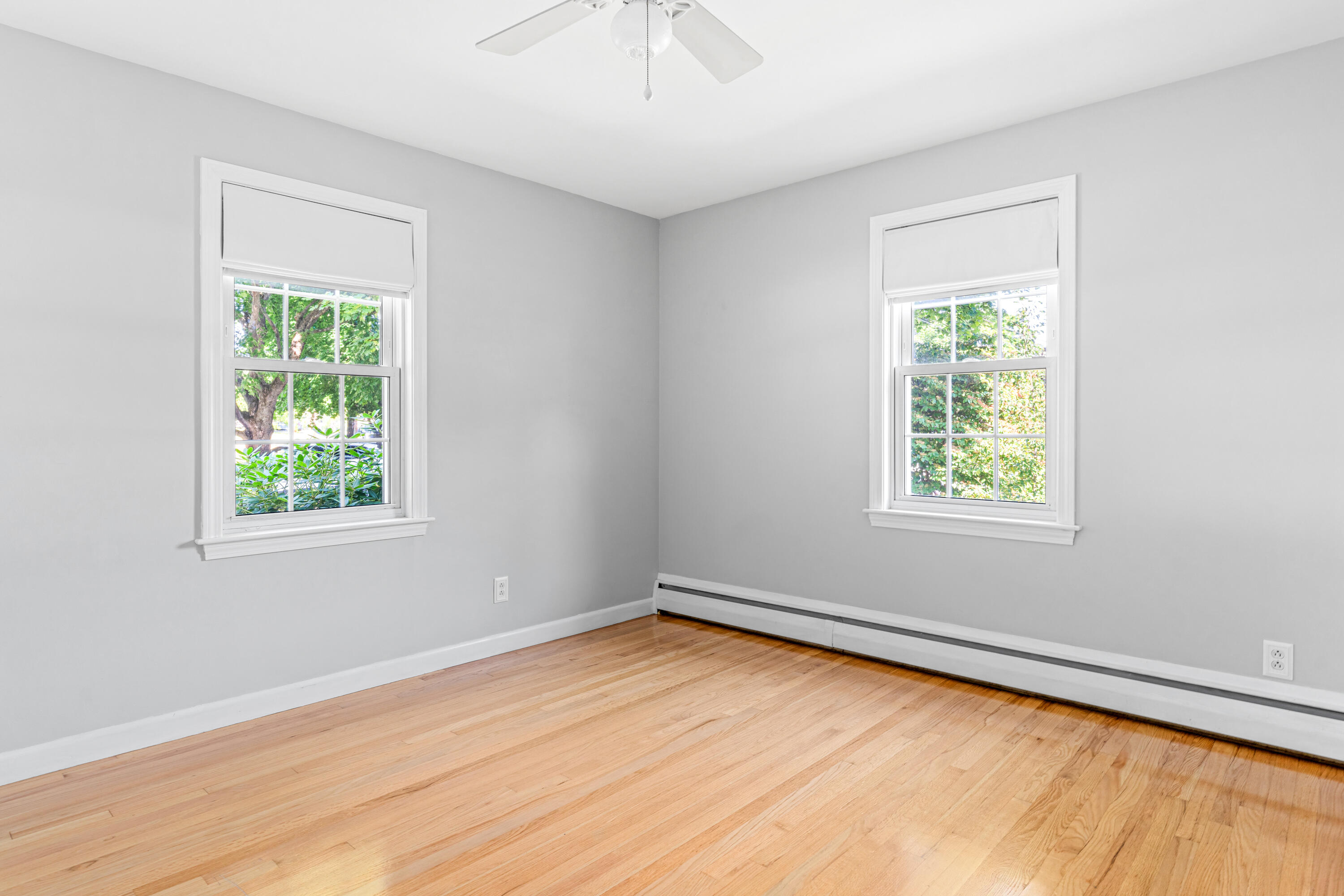 13 Brookside Road