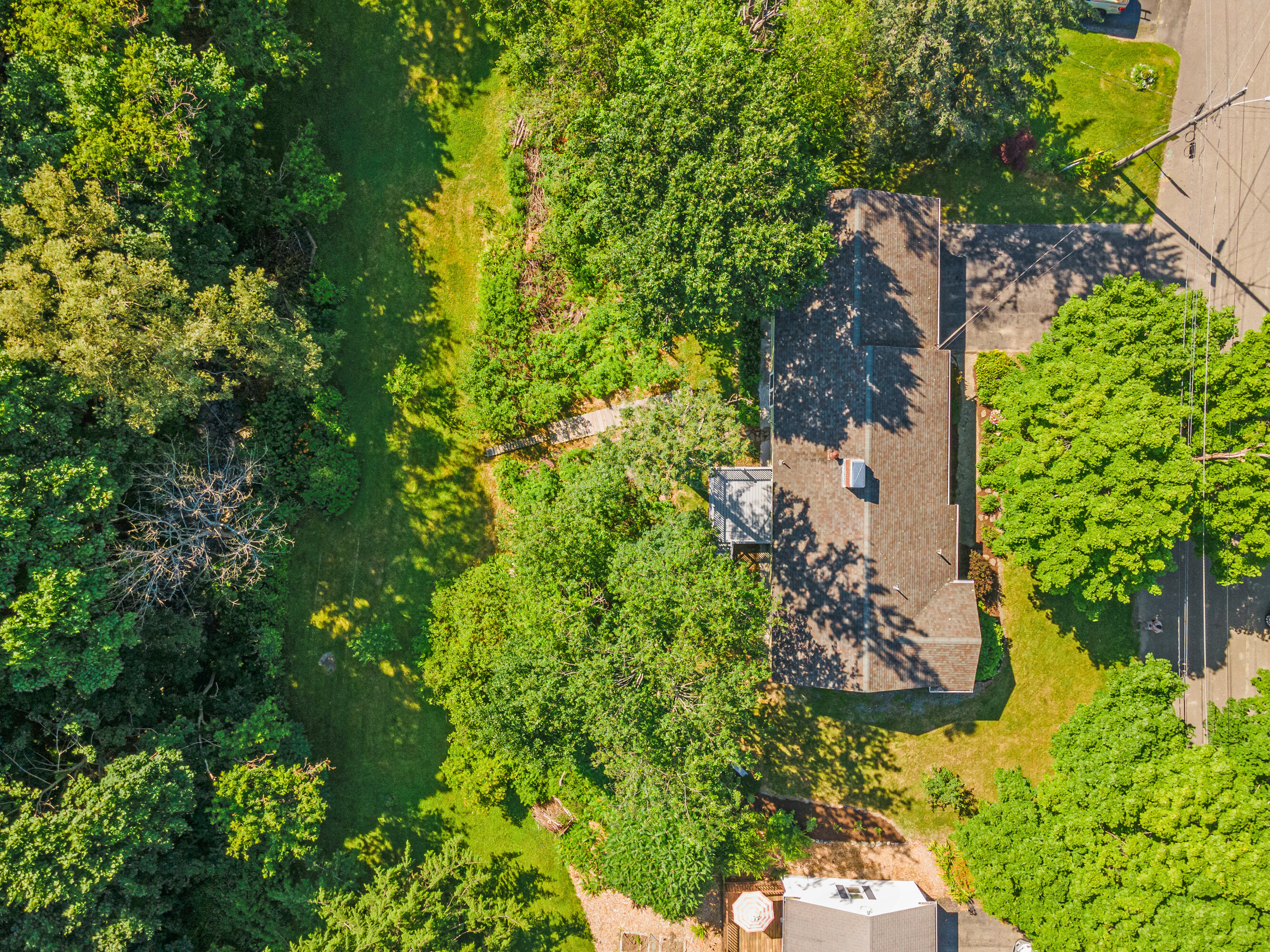 13 Brookside Road