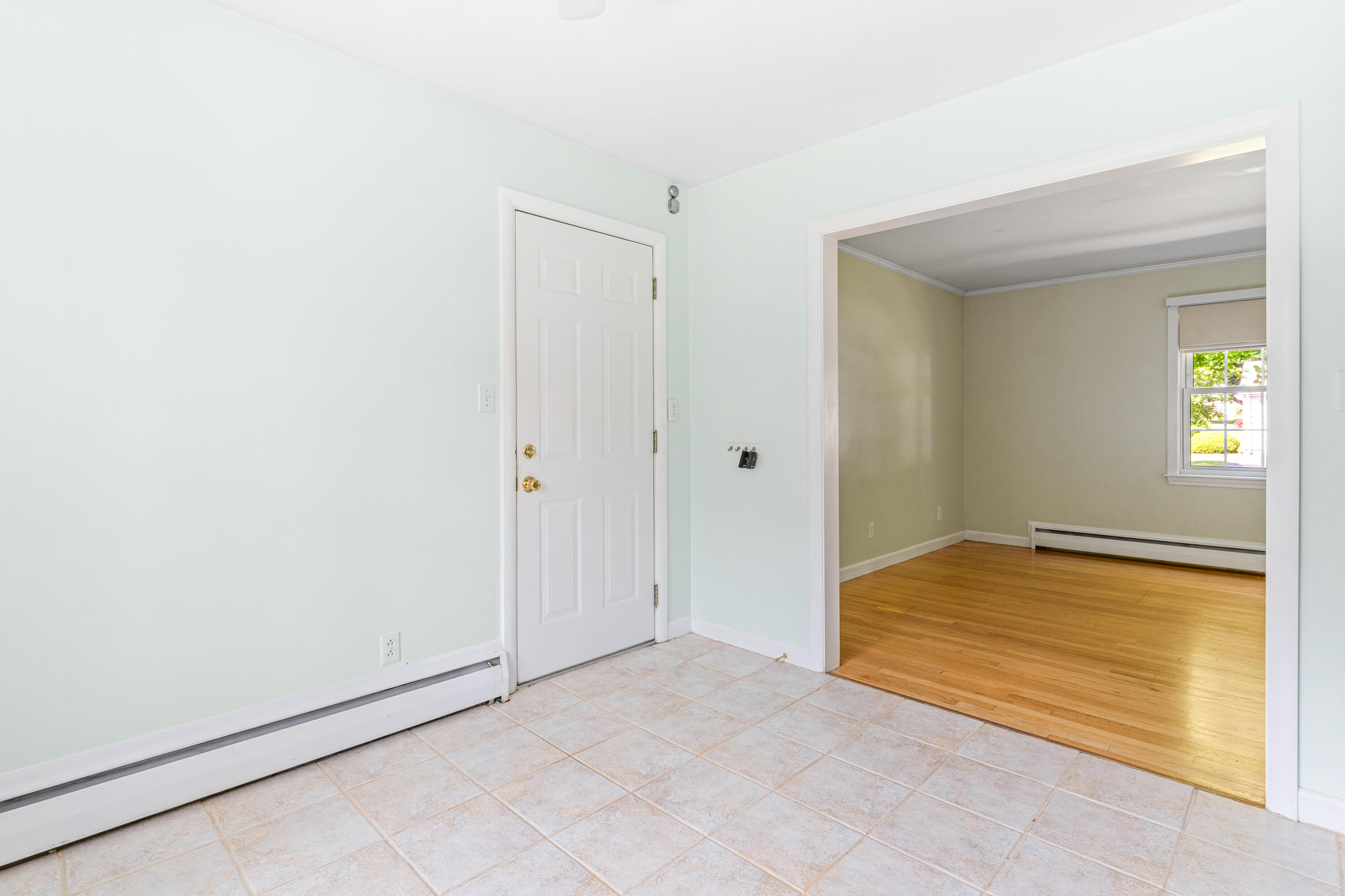 13 Brookside Road