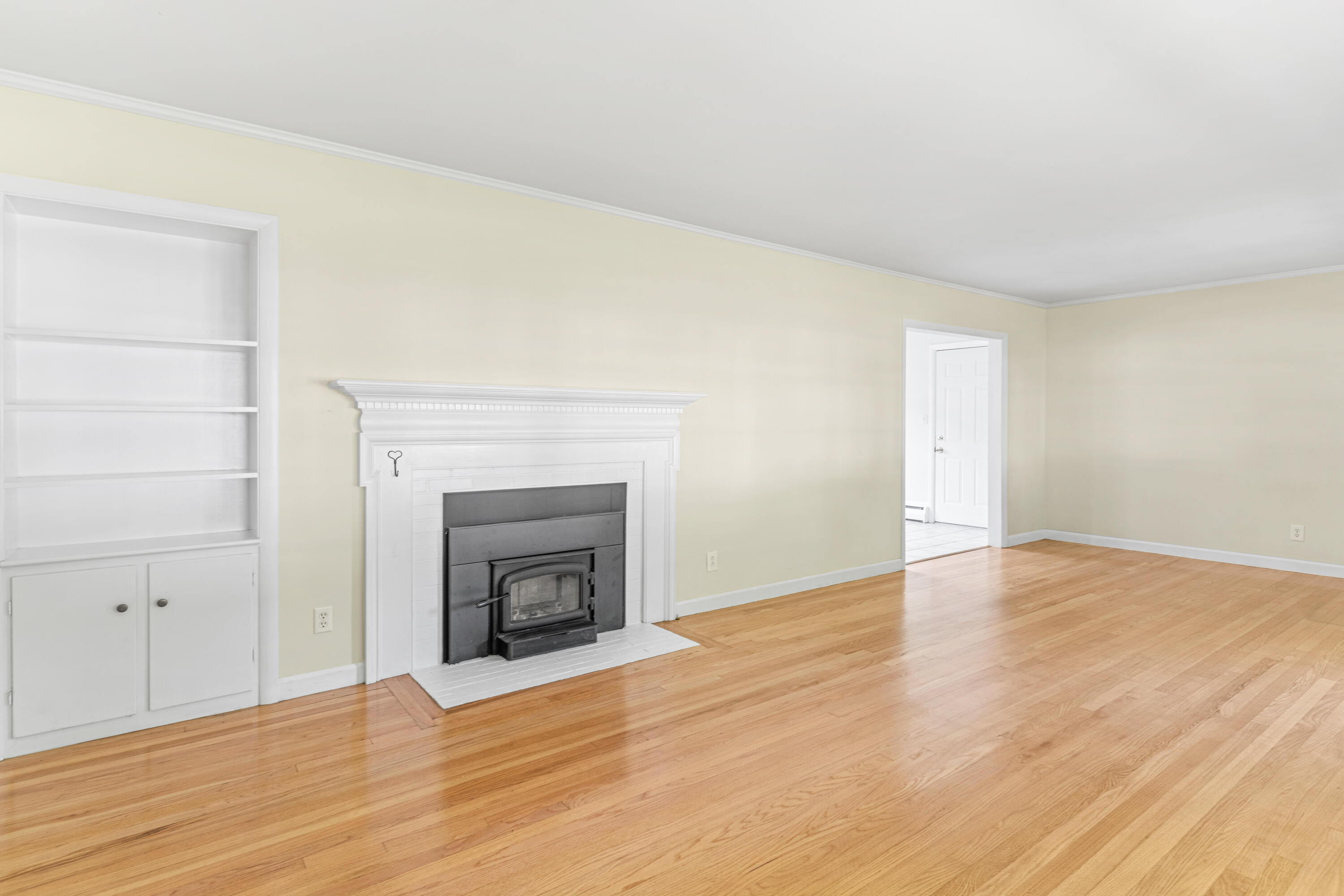 13 Brookside Road