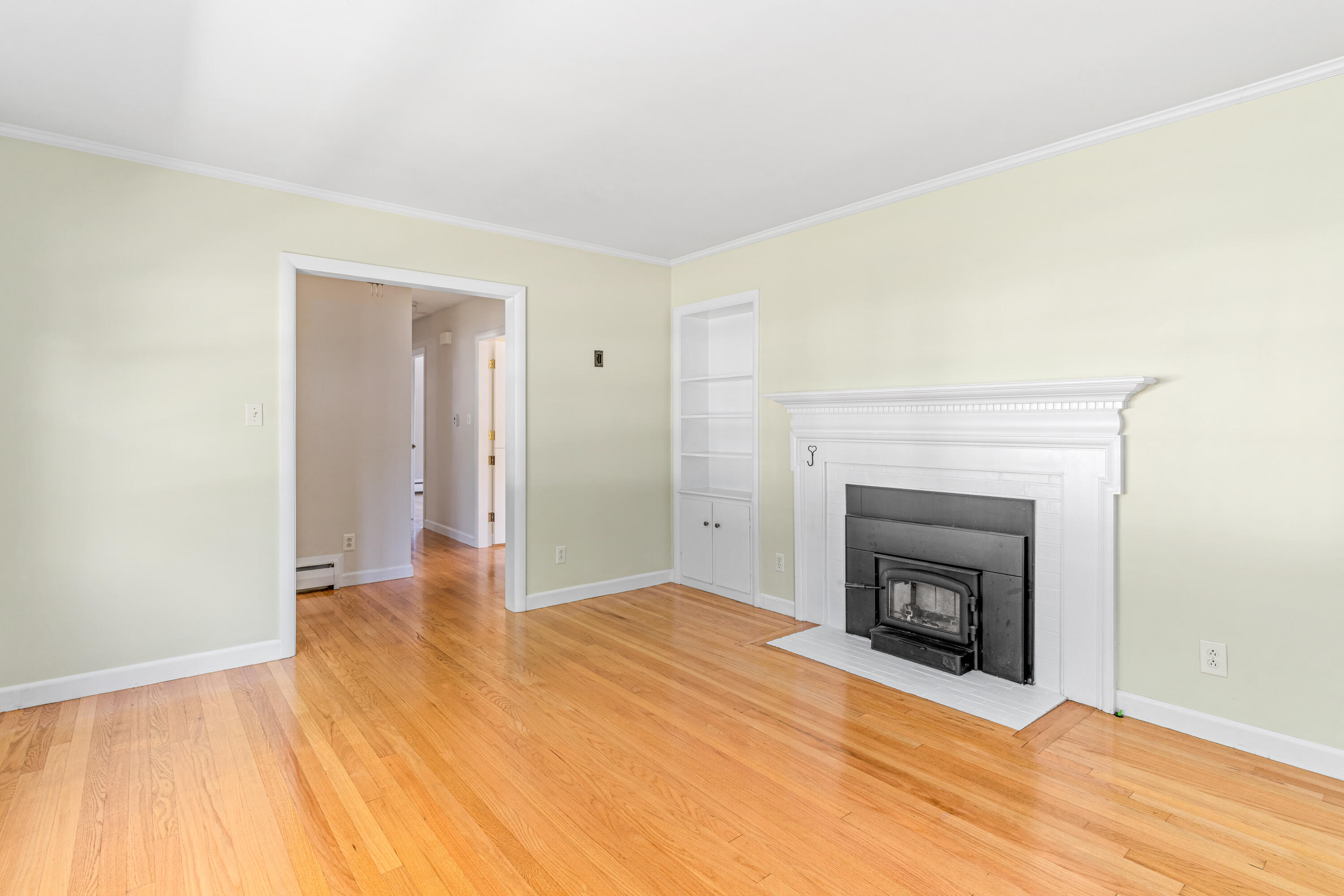 13 Brookside Road