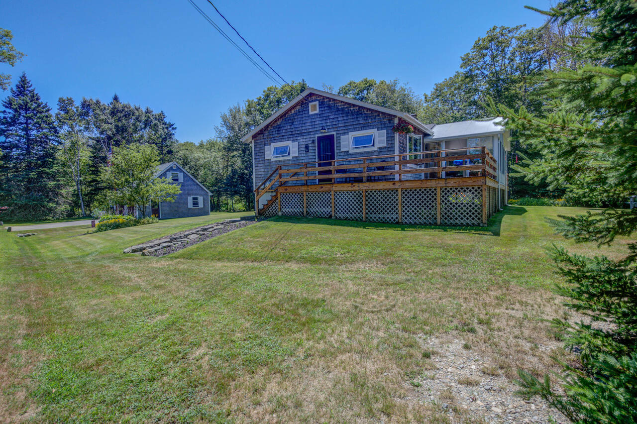 8 Rainbow Lane