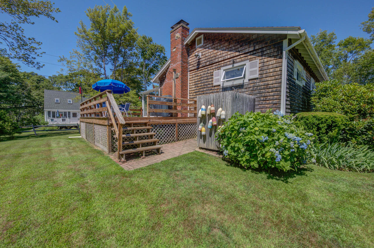 8 Rainbow Lane