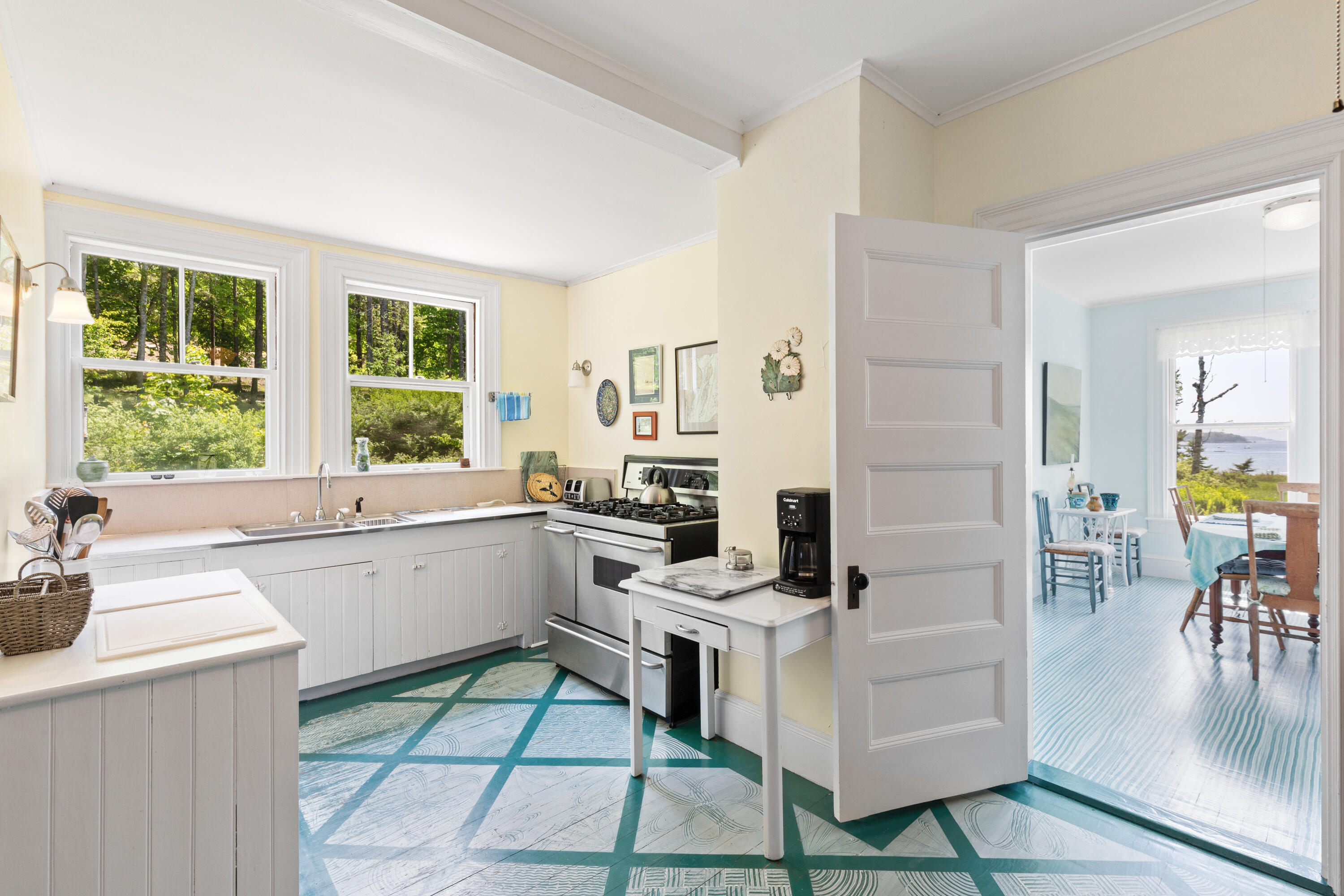541 Pendleton Point Road